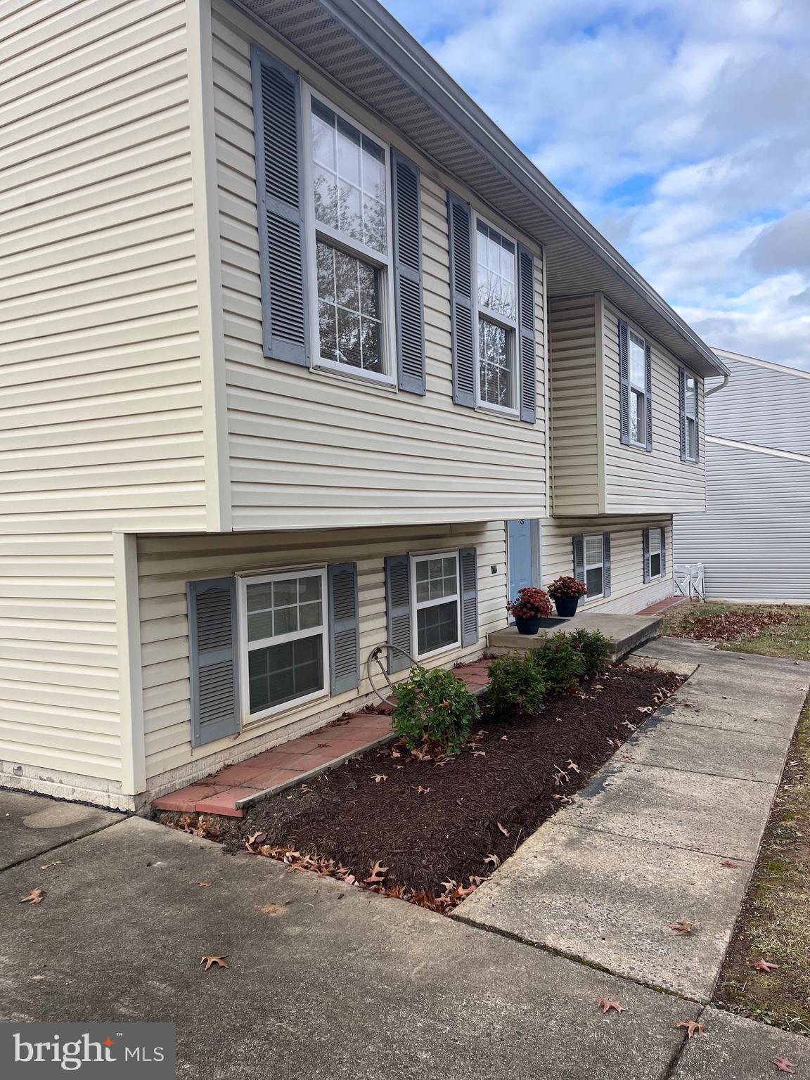 ROSEDALE - Residential