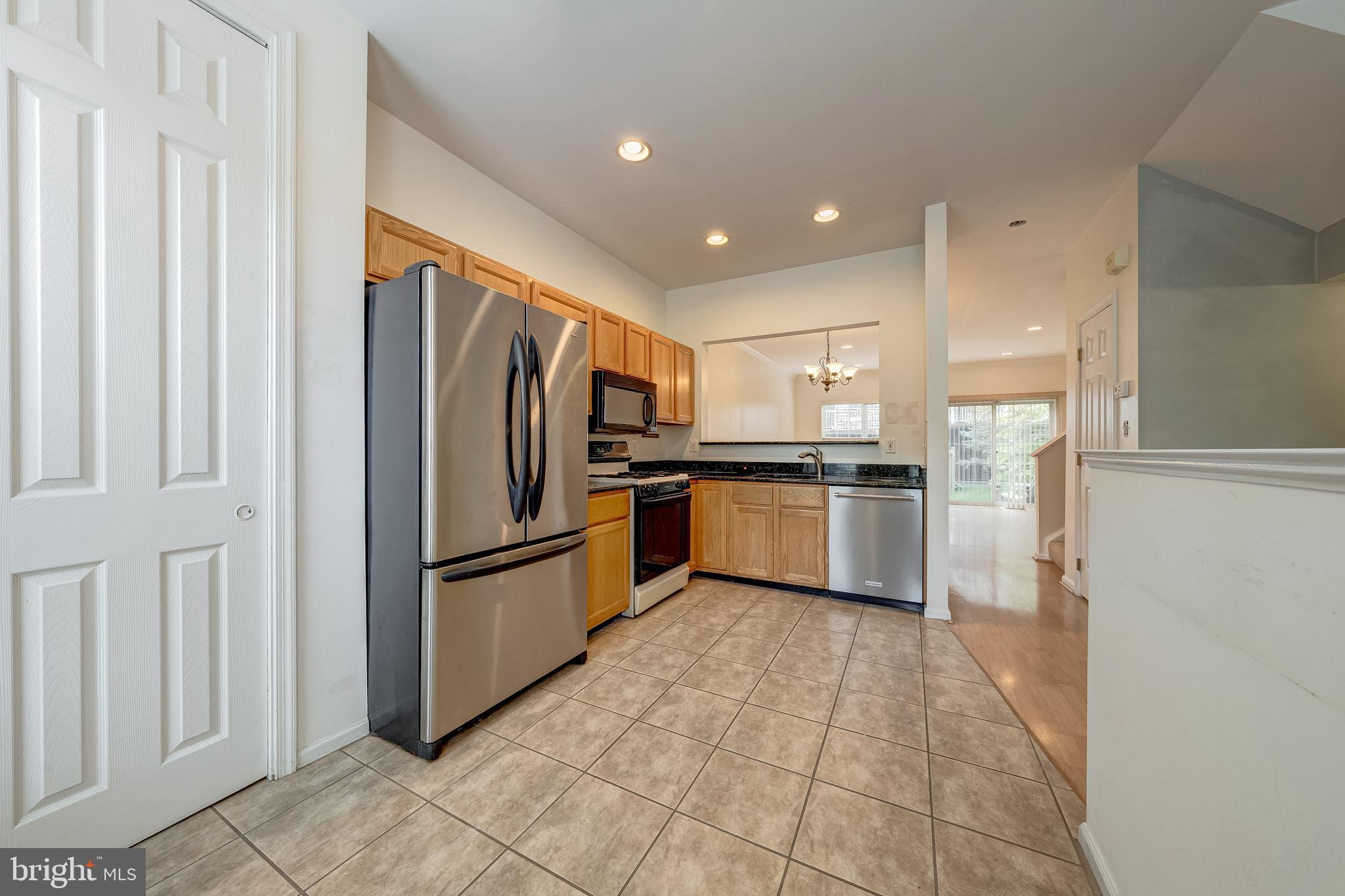 RESTON - Residential Lease