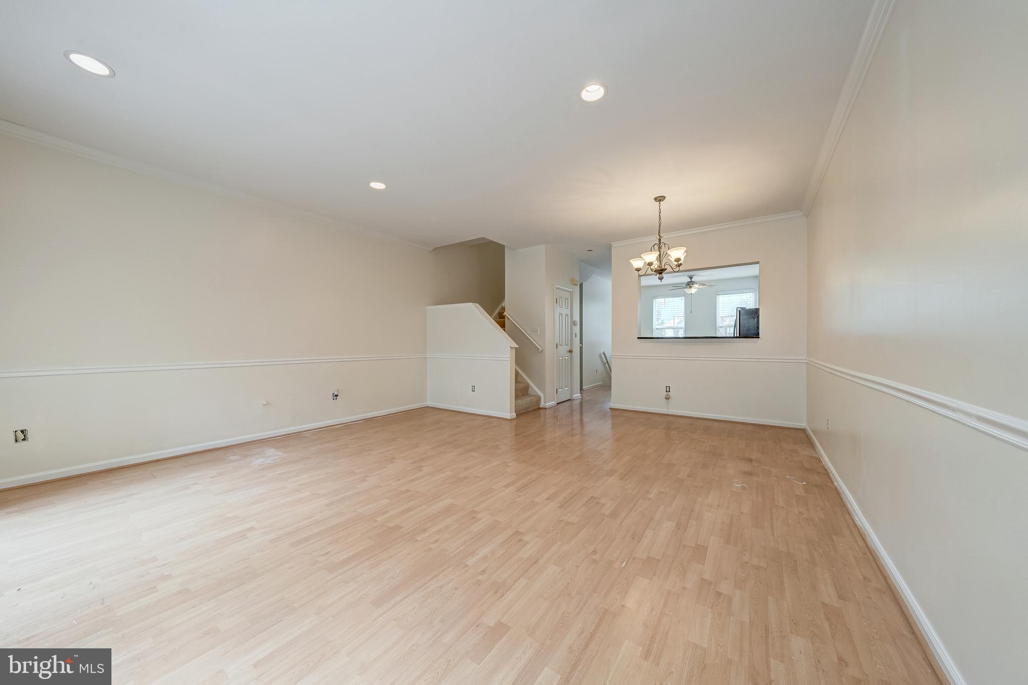 RESTON - Residential Lease