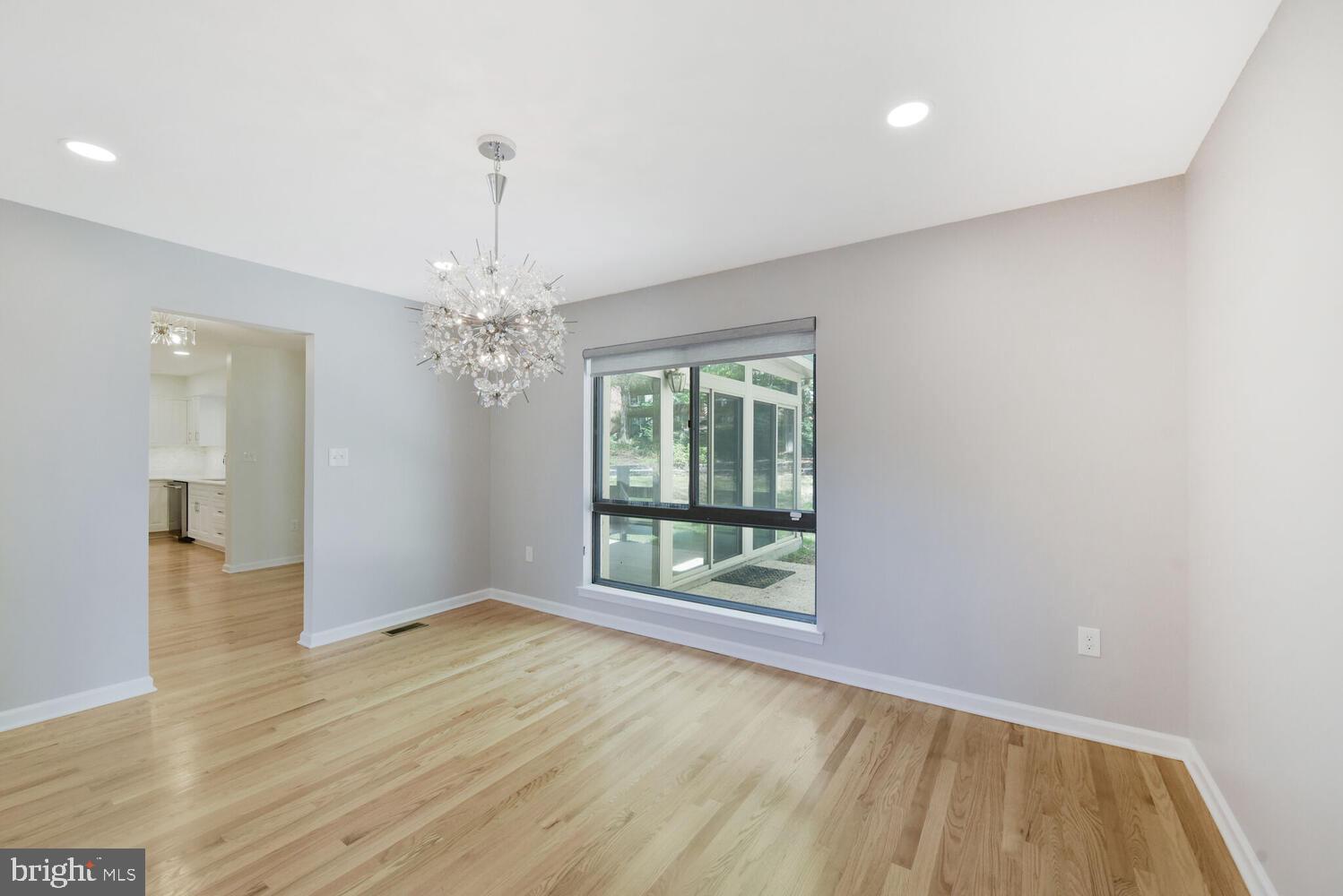 POTOMAC VILLAGE - Residential