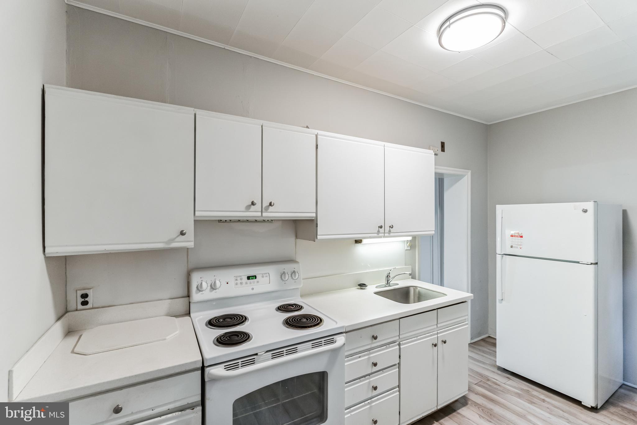 MANAYUNK - Residential Lease