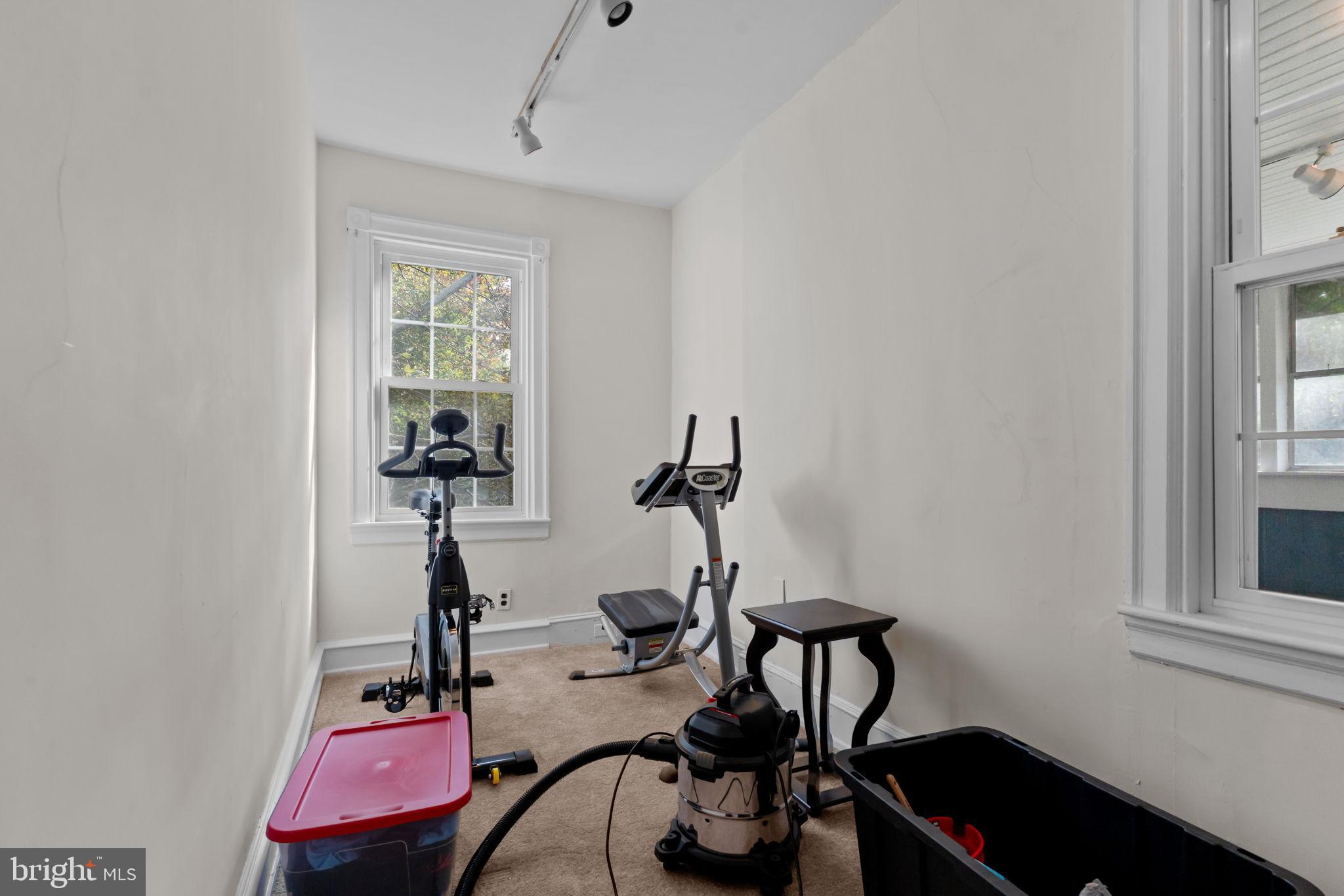 JENKINTOWN VILLAGE - Residential