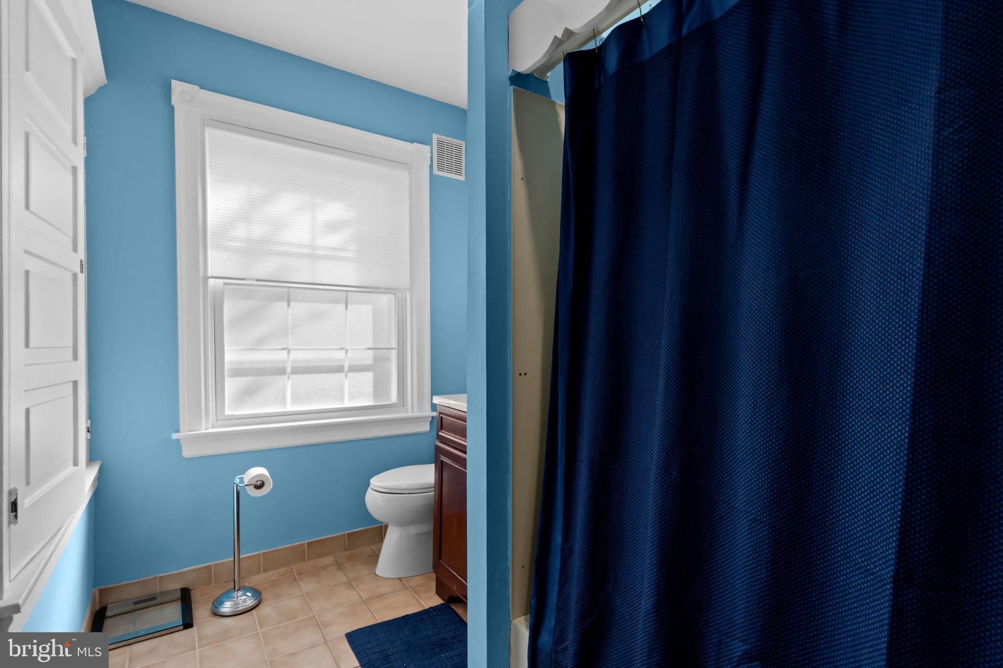 JENKINTOWN VILLAGE - Residential