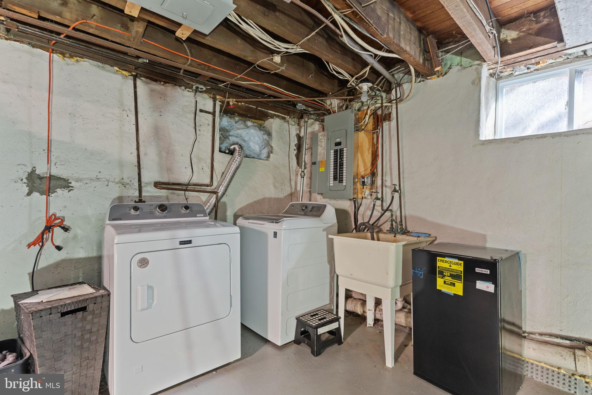 JENKINTOWN VILLAGE - Residential