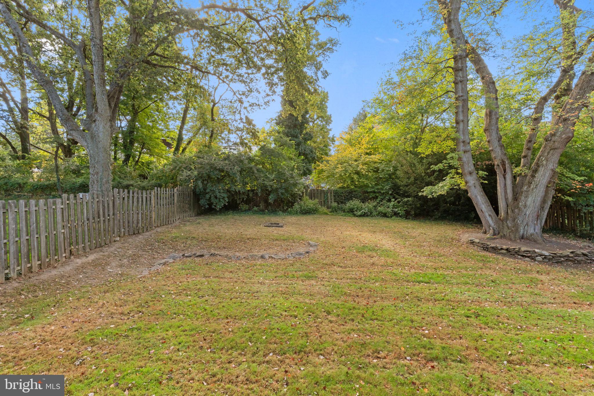 JENKINTOWN VILLAGE - Residential