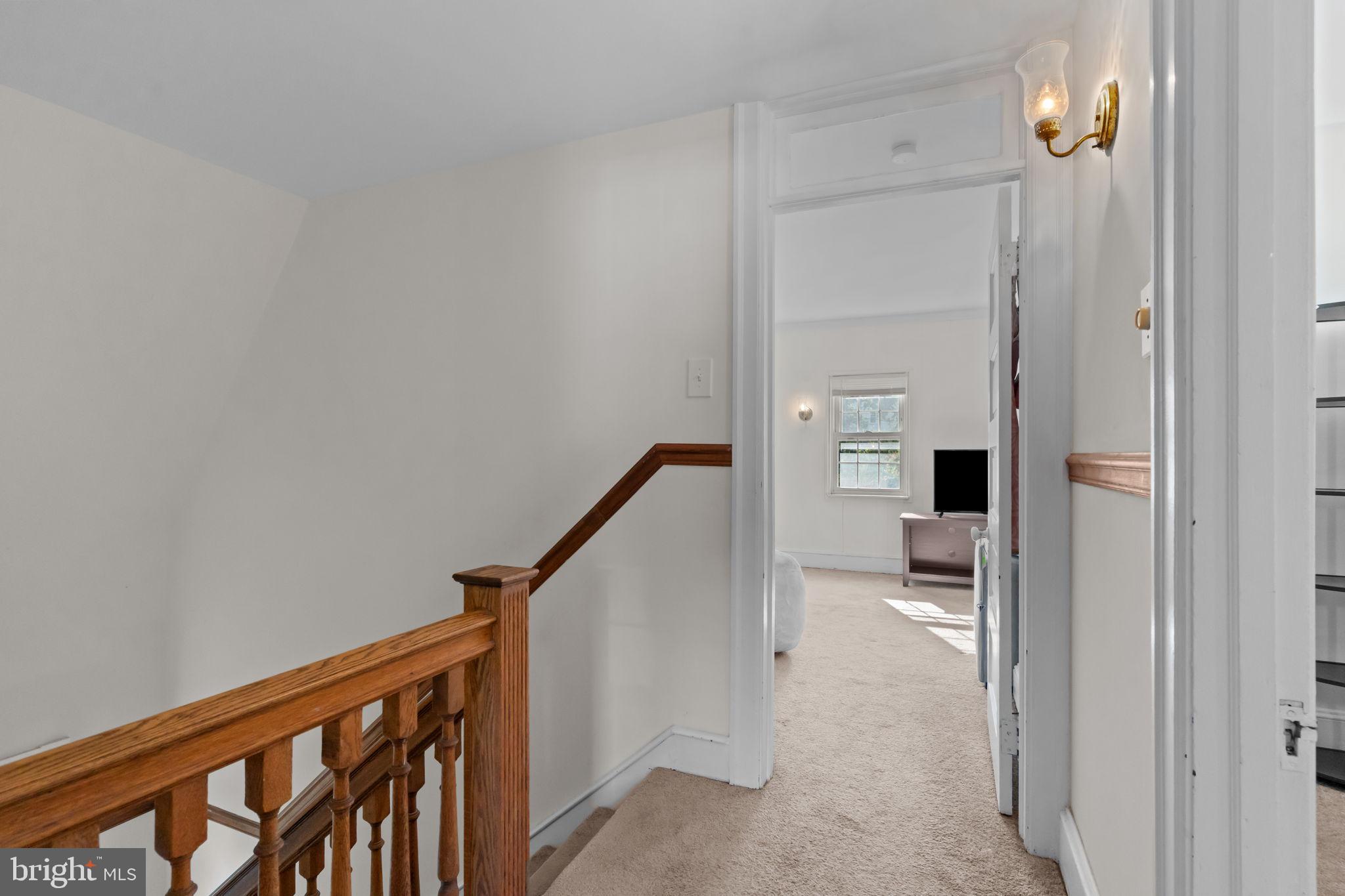 JENKINTOWN VILLAGE - Residential