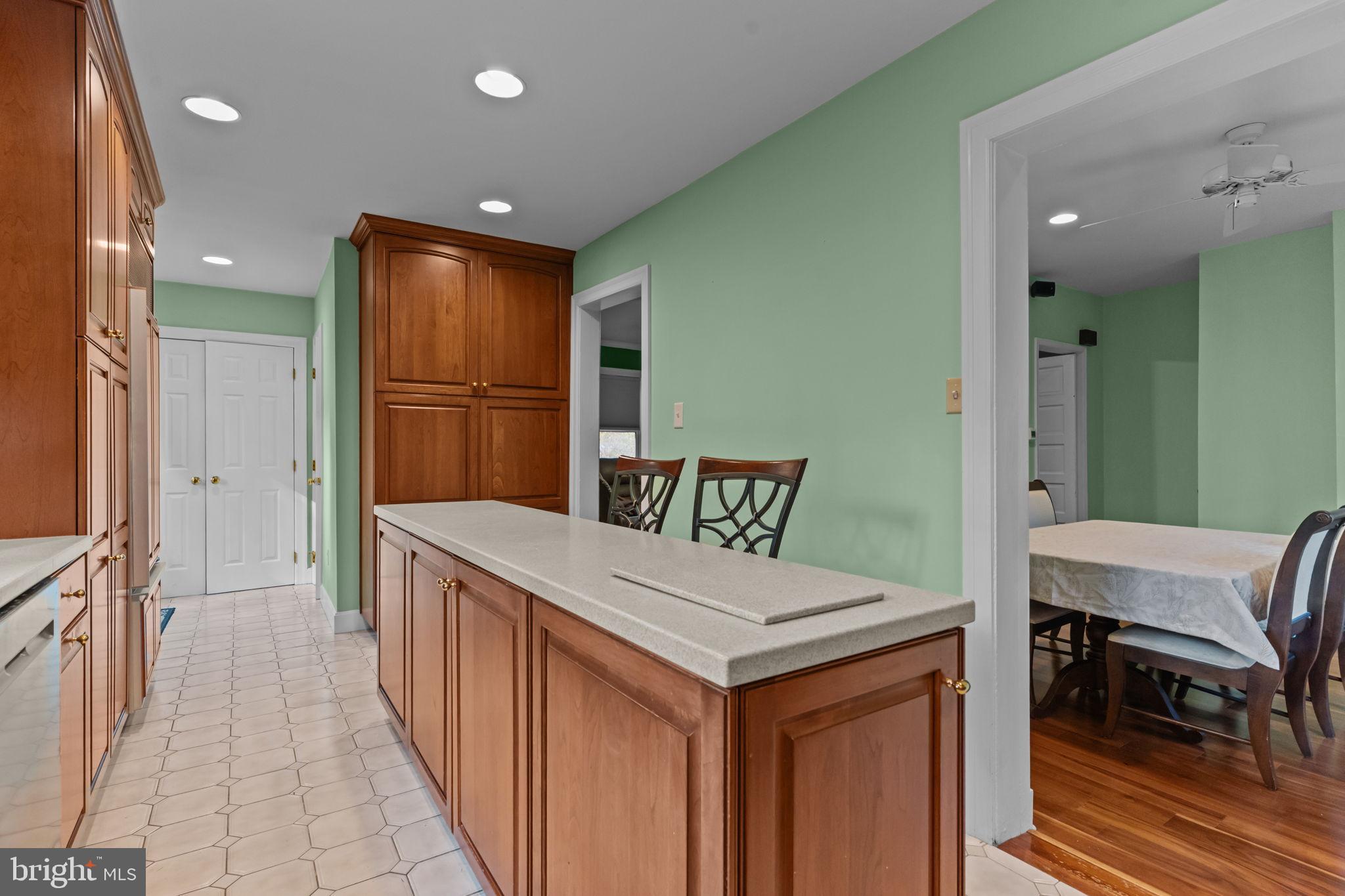 JENKINTOWN VILLAGE - Residential