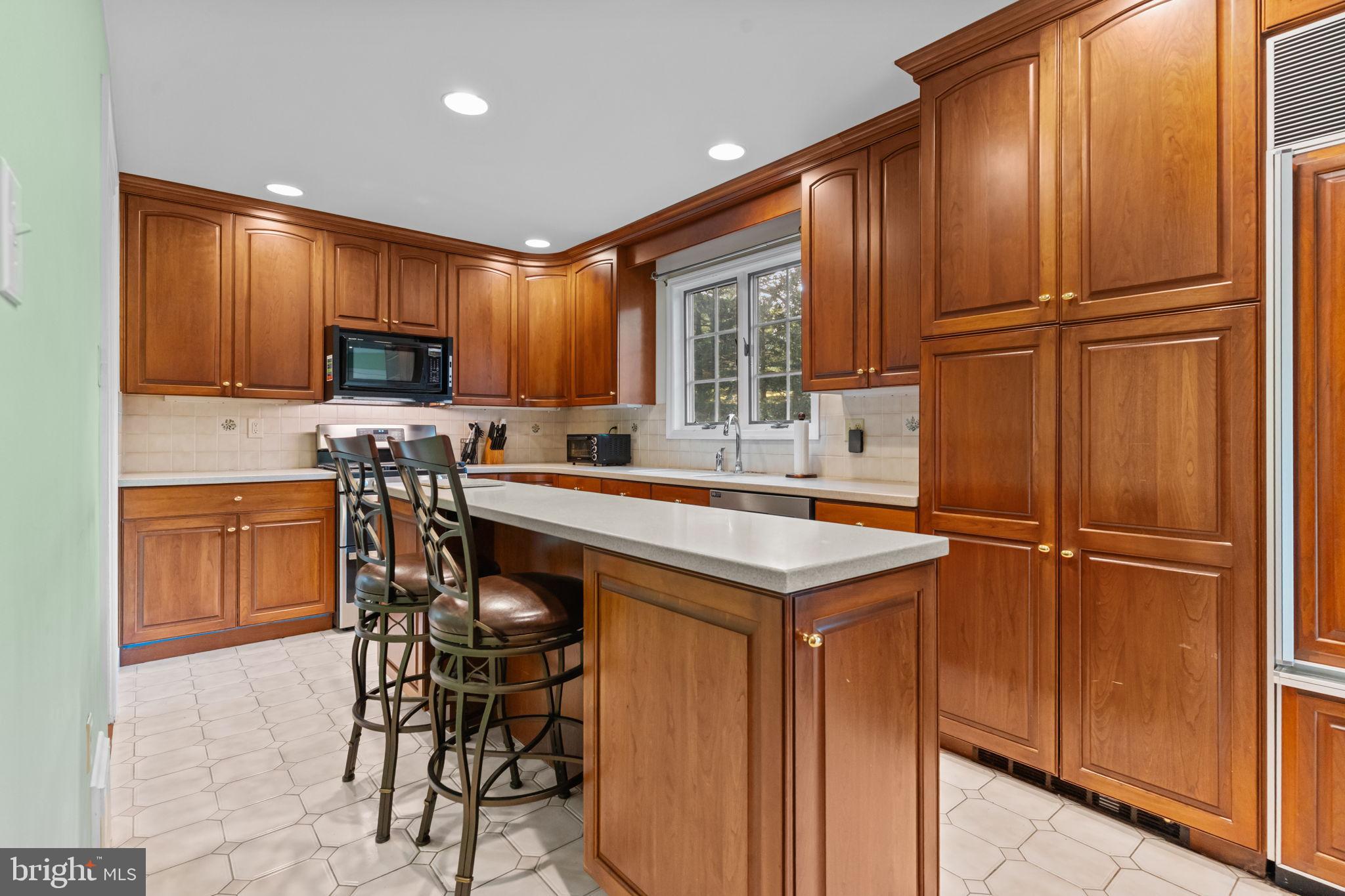 JENKINTOWN VILLAGE - Residential