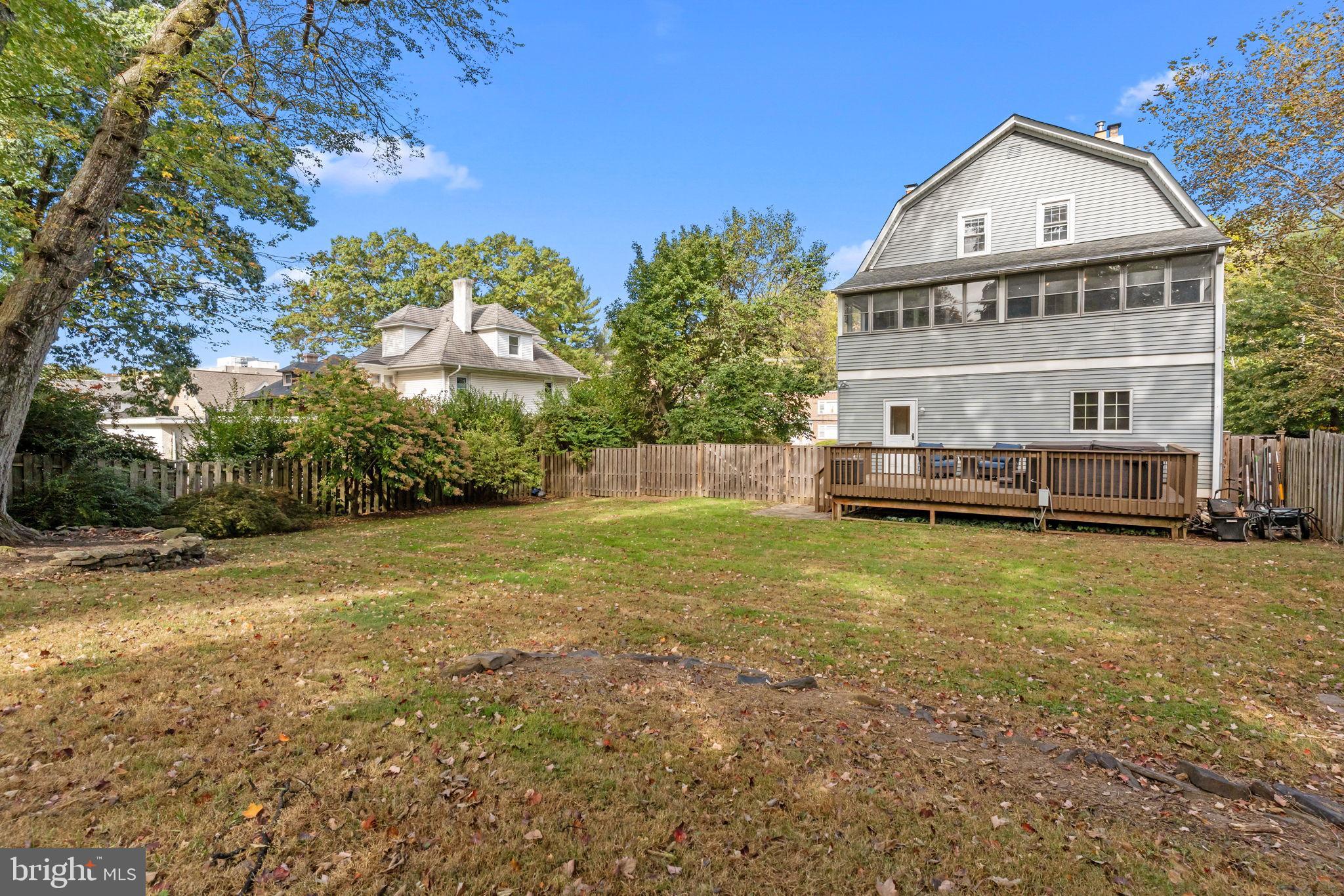 JENKINTOWN VILLAGE - Residential