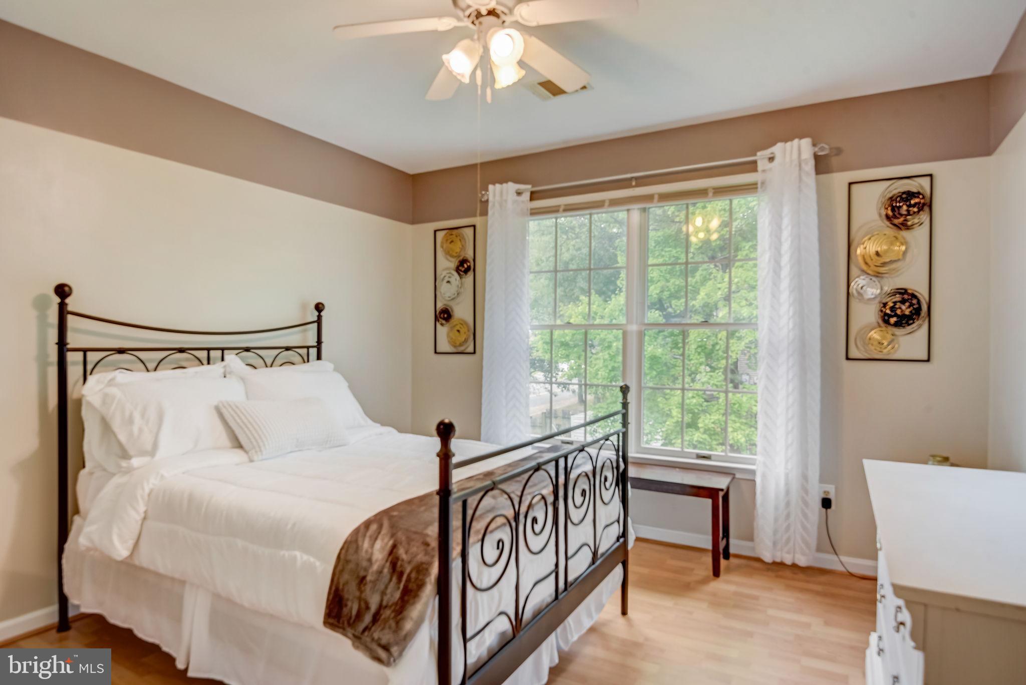 SIMMONS ACRES - Residential