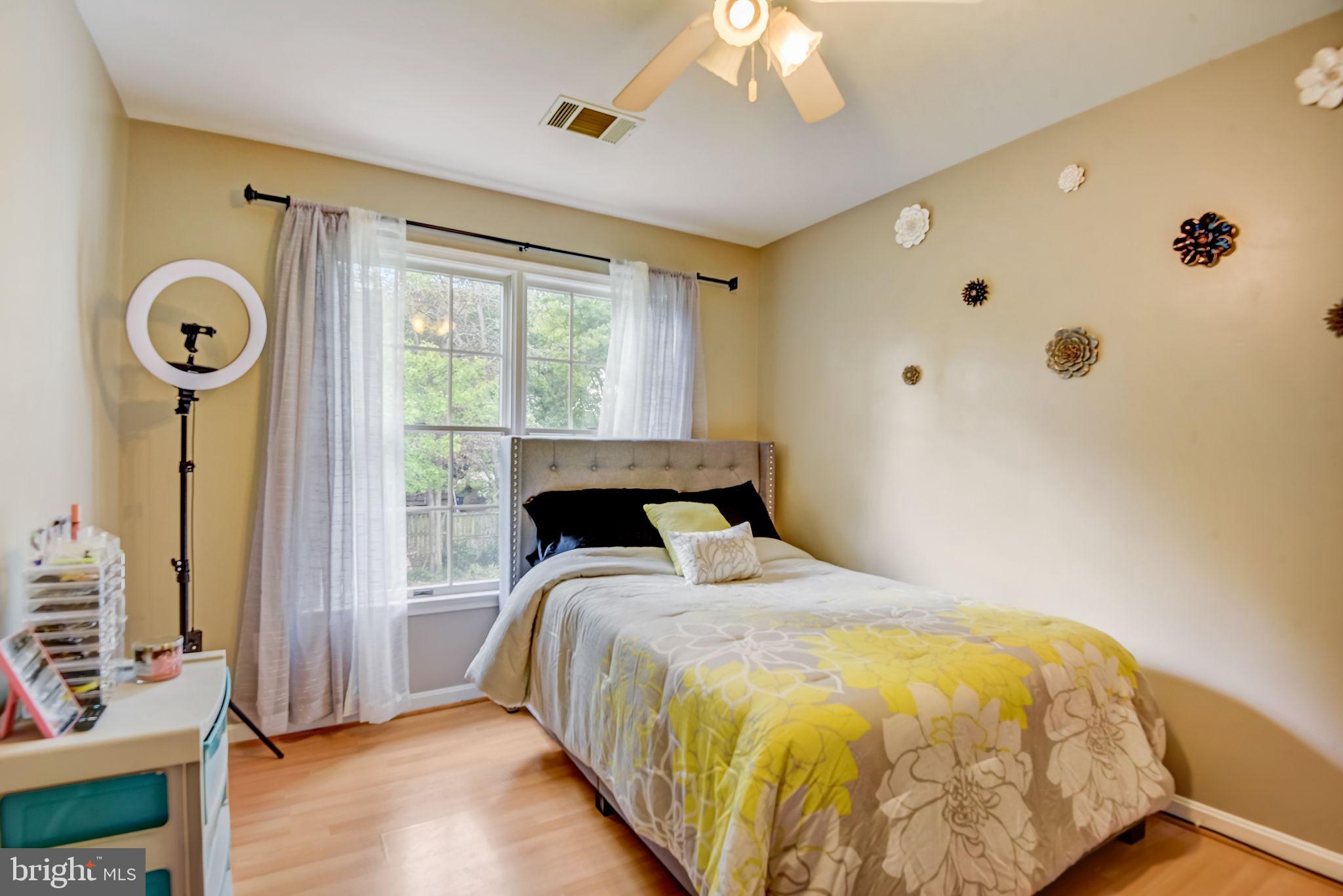 SIMMONS ACRES - Residential