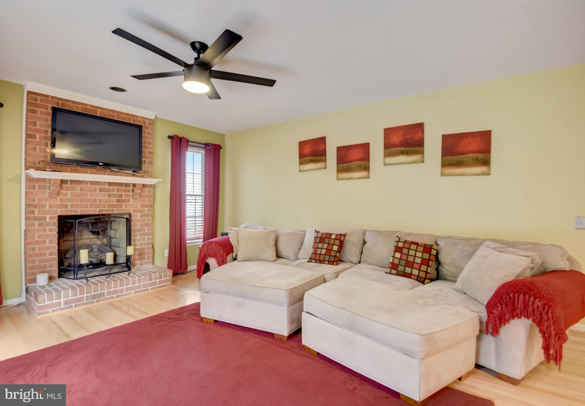 SIMMONS ACRES - Residential