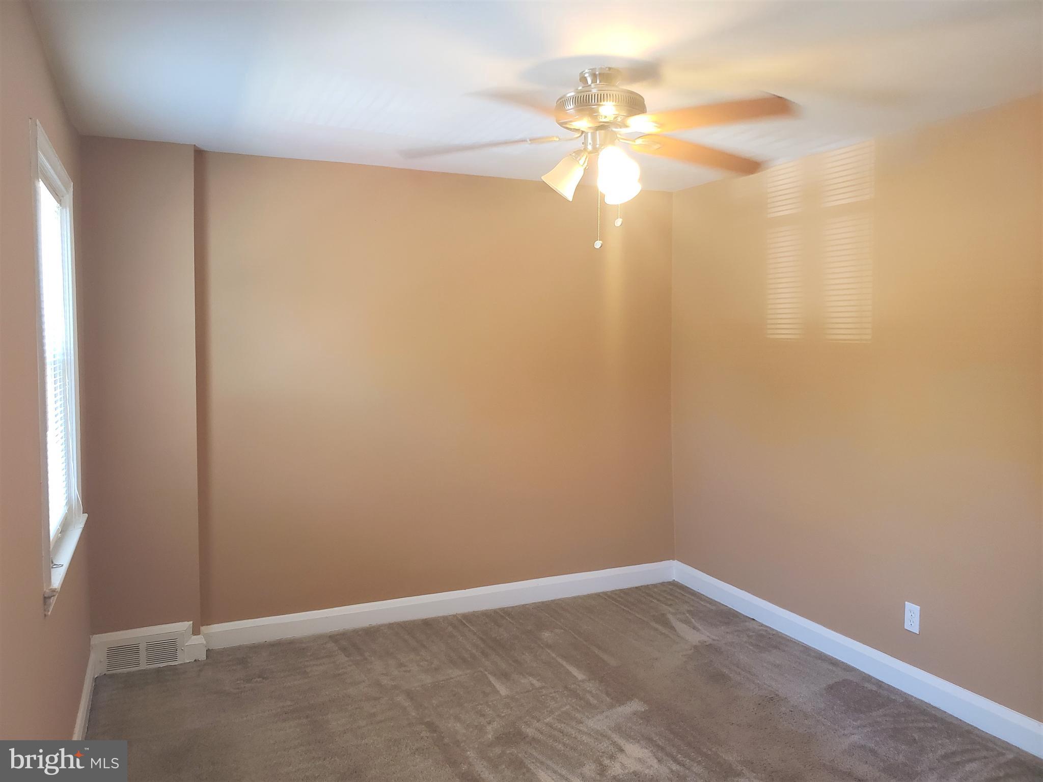 FLANNERY LANE - Residential Lease