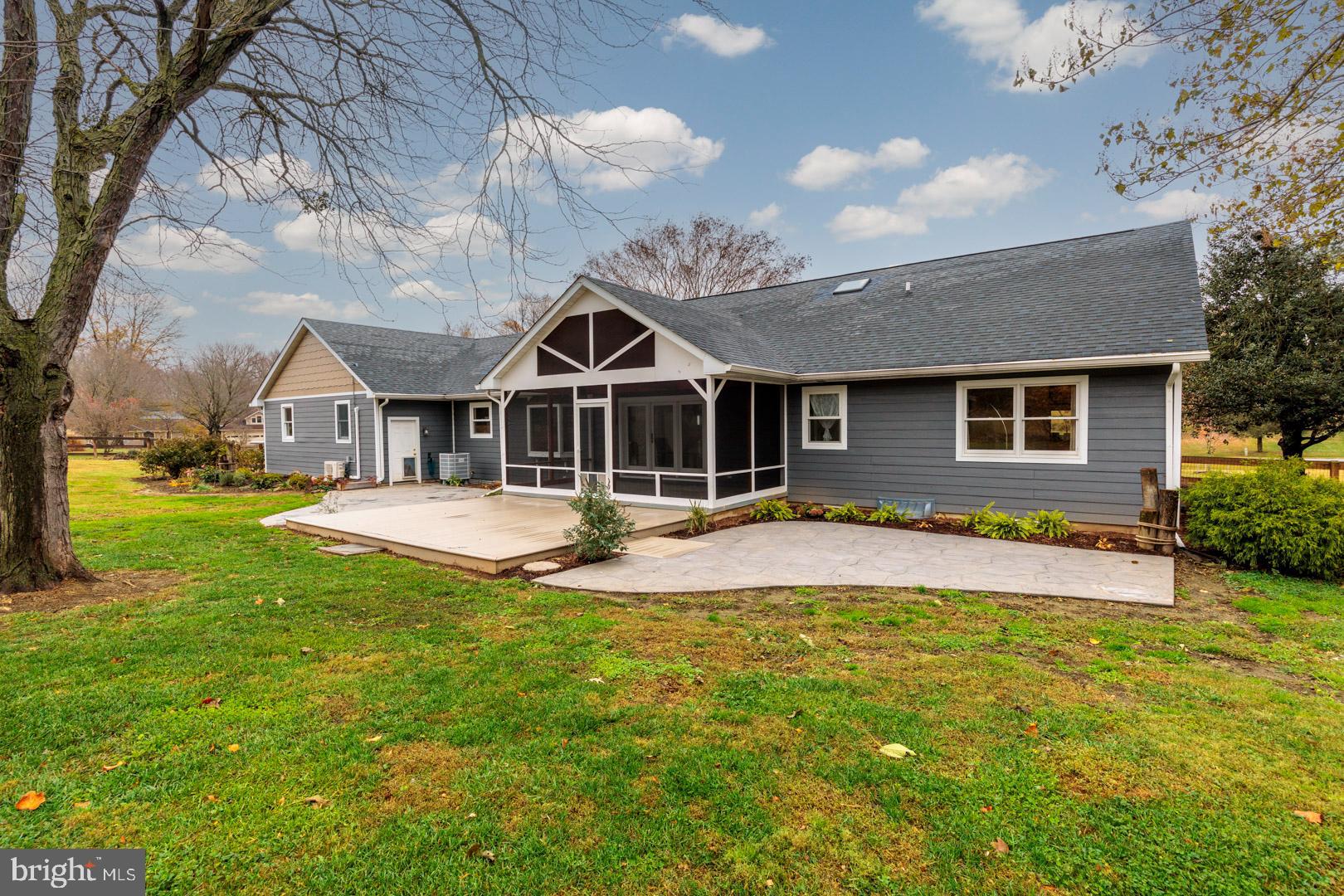 KINNAIRDS POINT - Residential