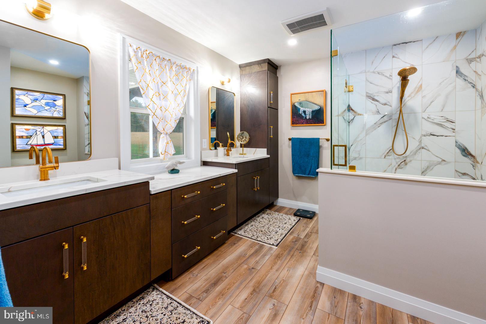 KINNAIRDS POINT - Residential