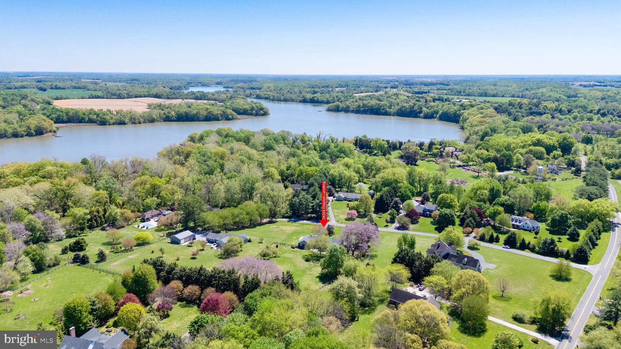 KINNAIRDS POINT - Residential
