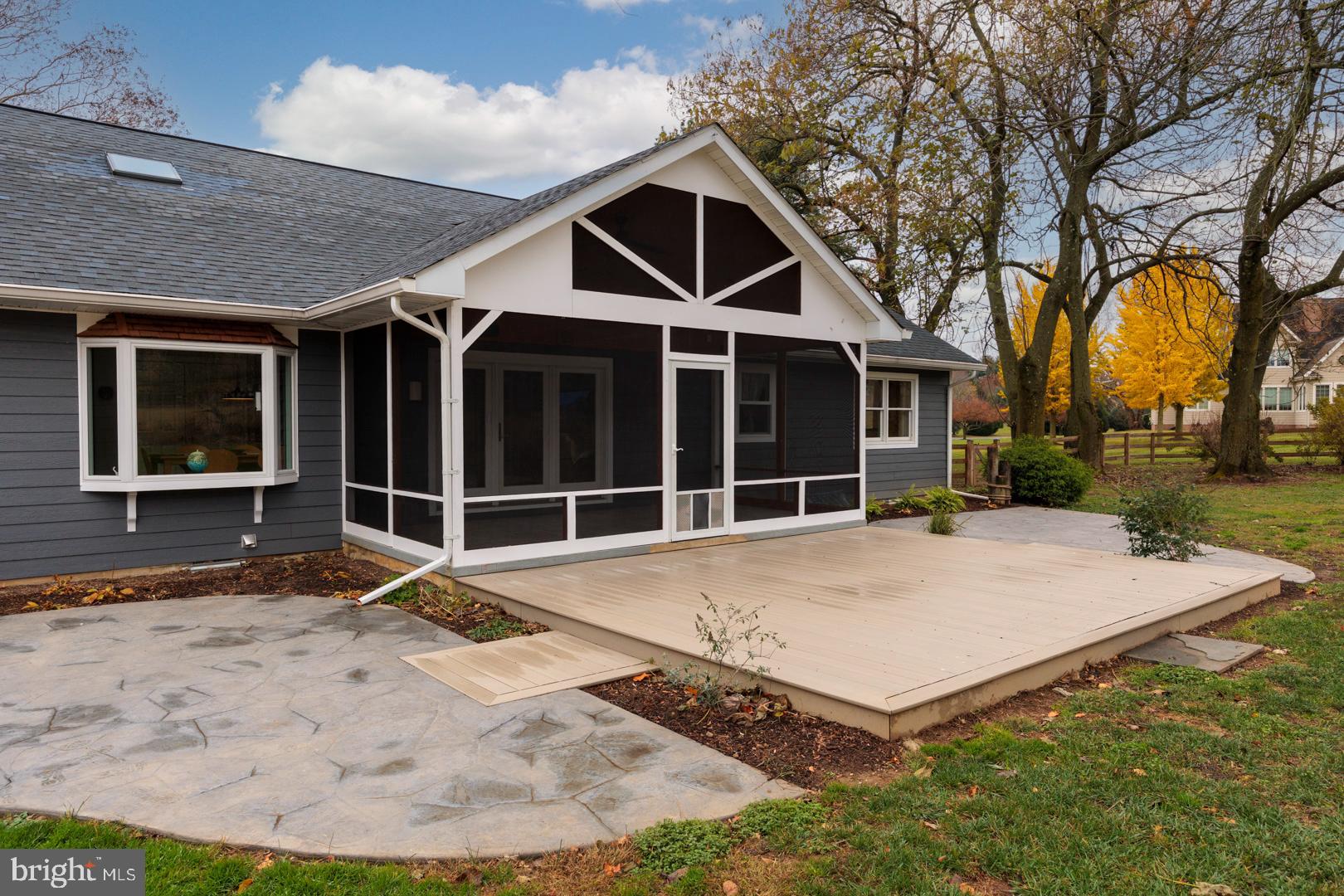 KINNAIRDS POINT - Residential