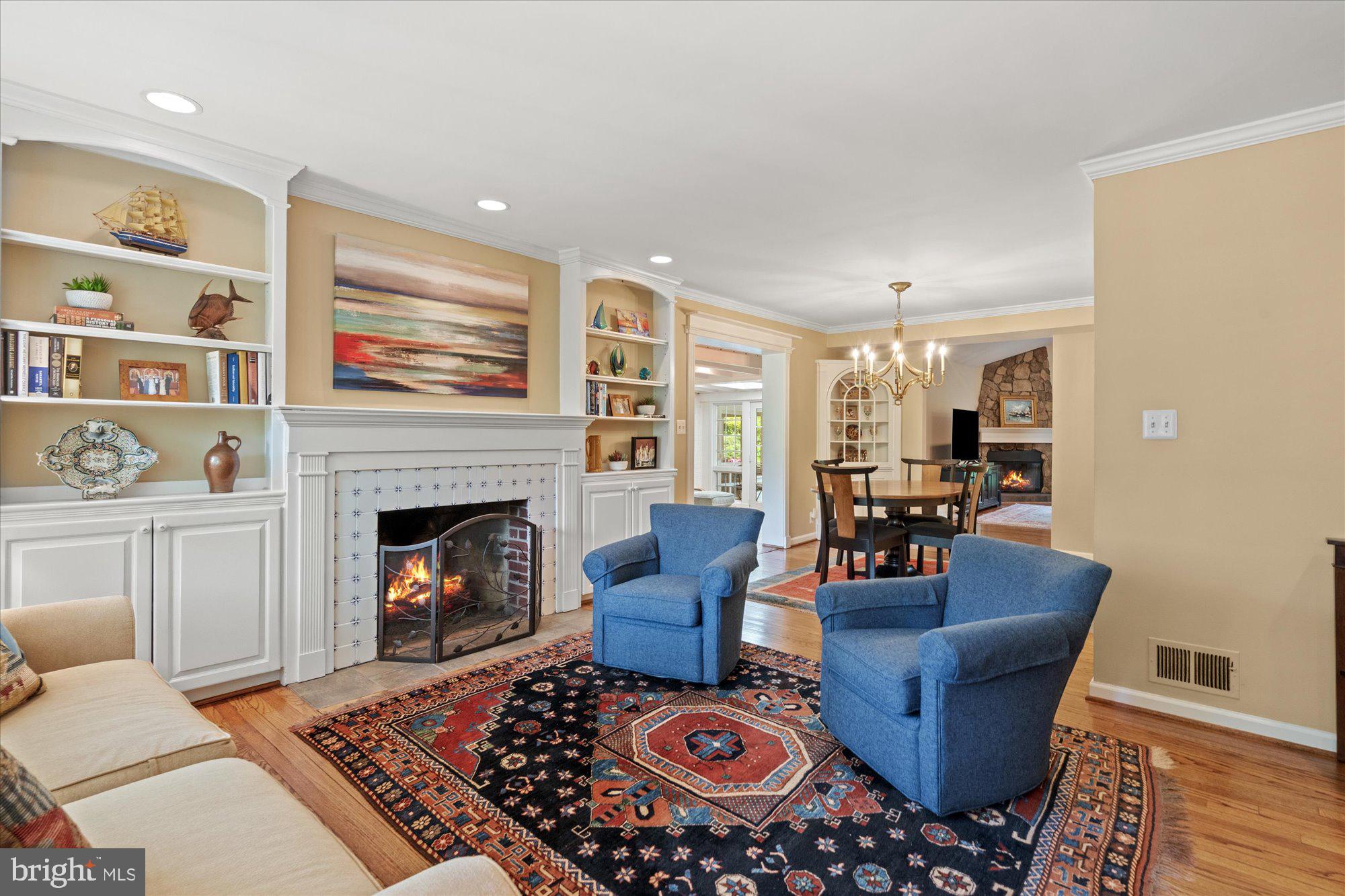 WELLINGTON HEIGHTS - Residential