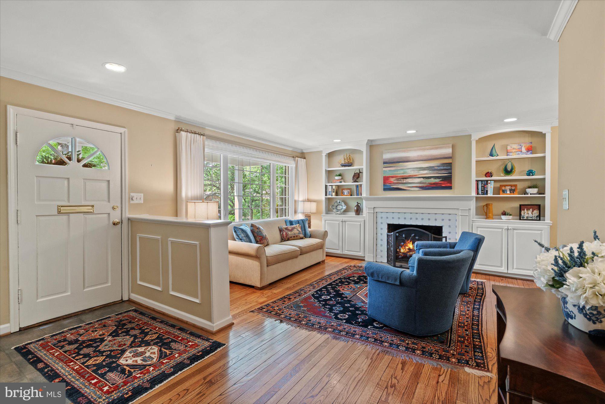 WELLINGTON HEIGHTS - Residential