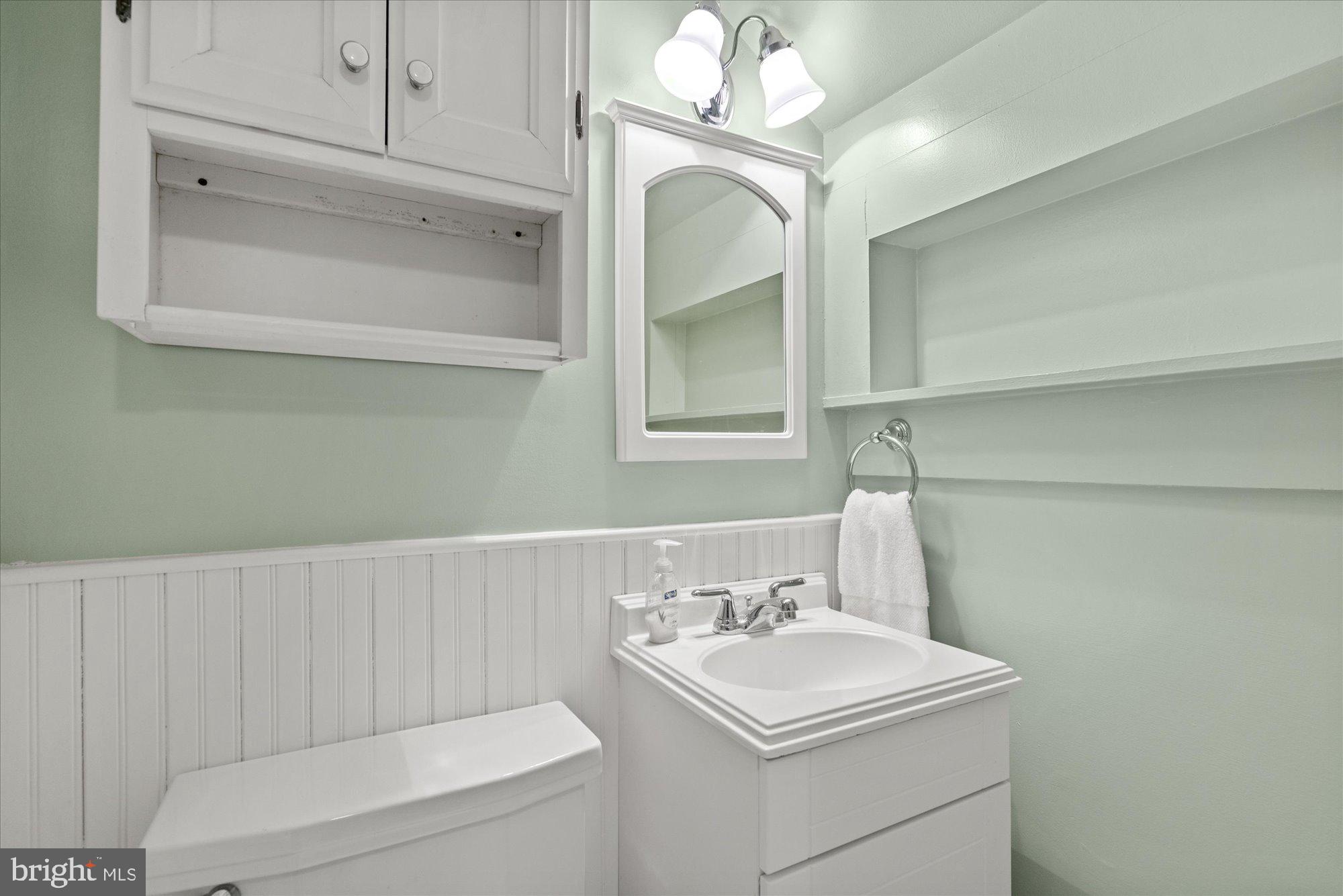 WELLINGTON HEIGHTS - Residential