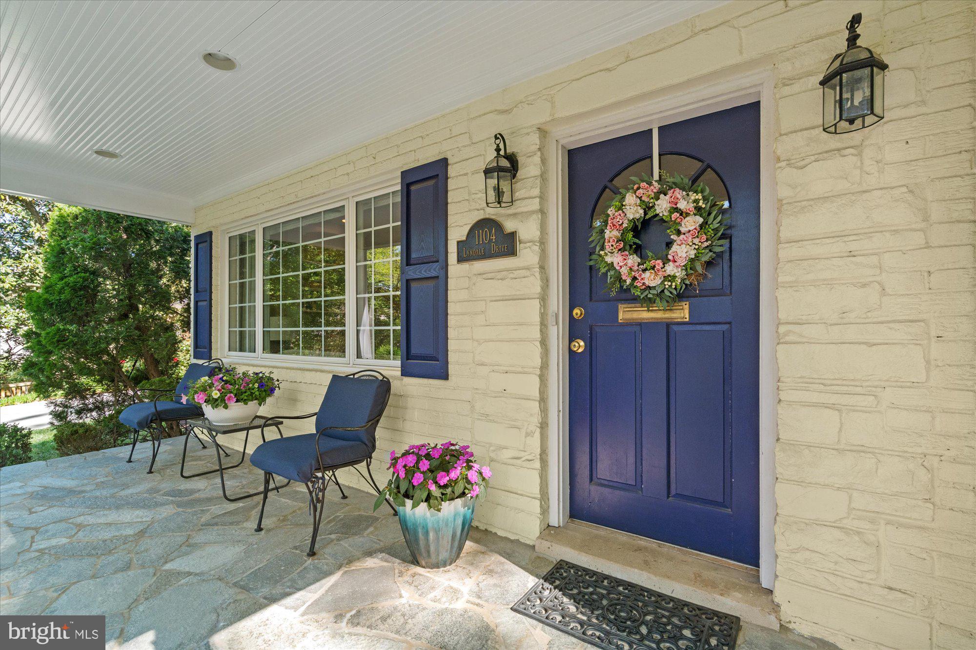 WELLINGTON HEIGHTS - Residential