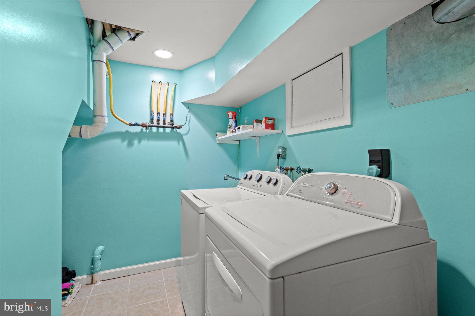 WELLINGTON HEIGHTS - Residential