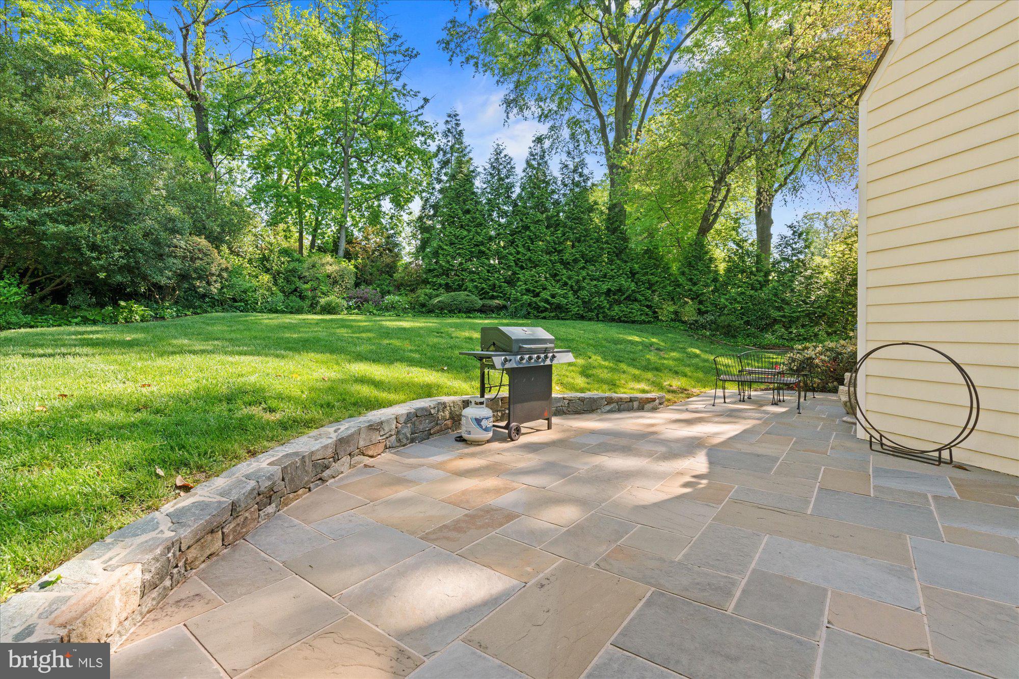 WELLINGTON HEIGHTS - Residential