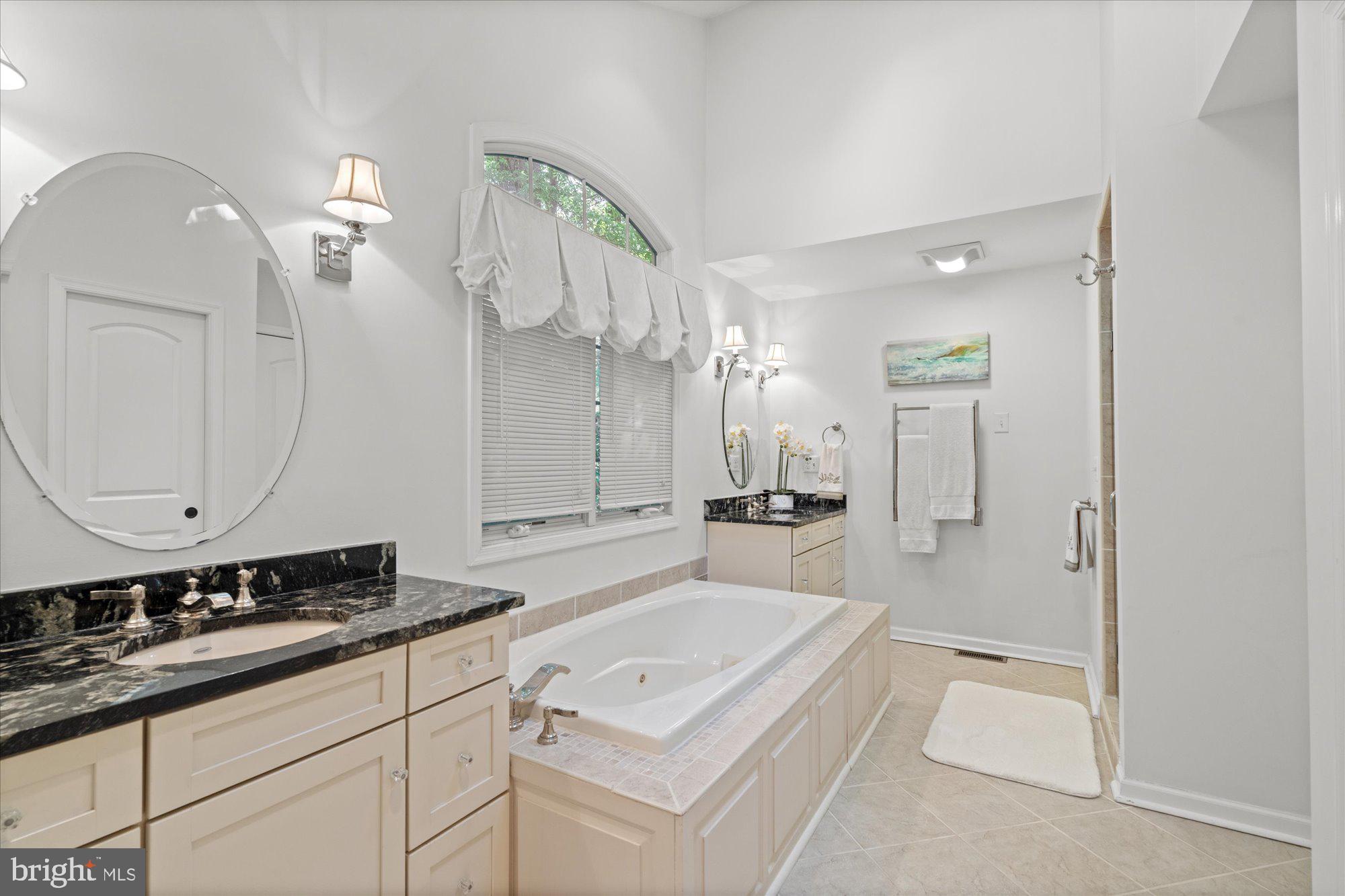 WELLINGTON HEIGHTS - Residential