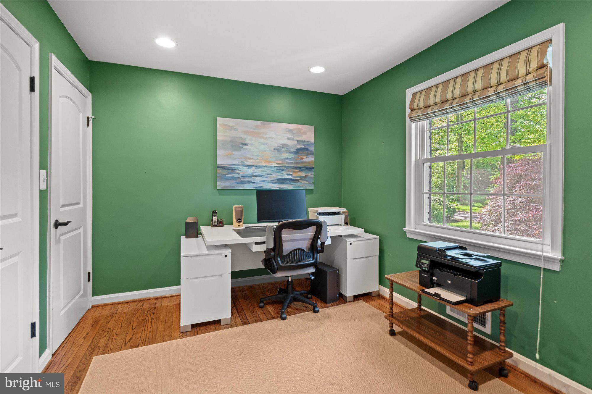 WELLINGTON HEIGHTS - Residential