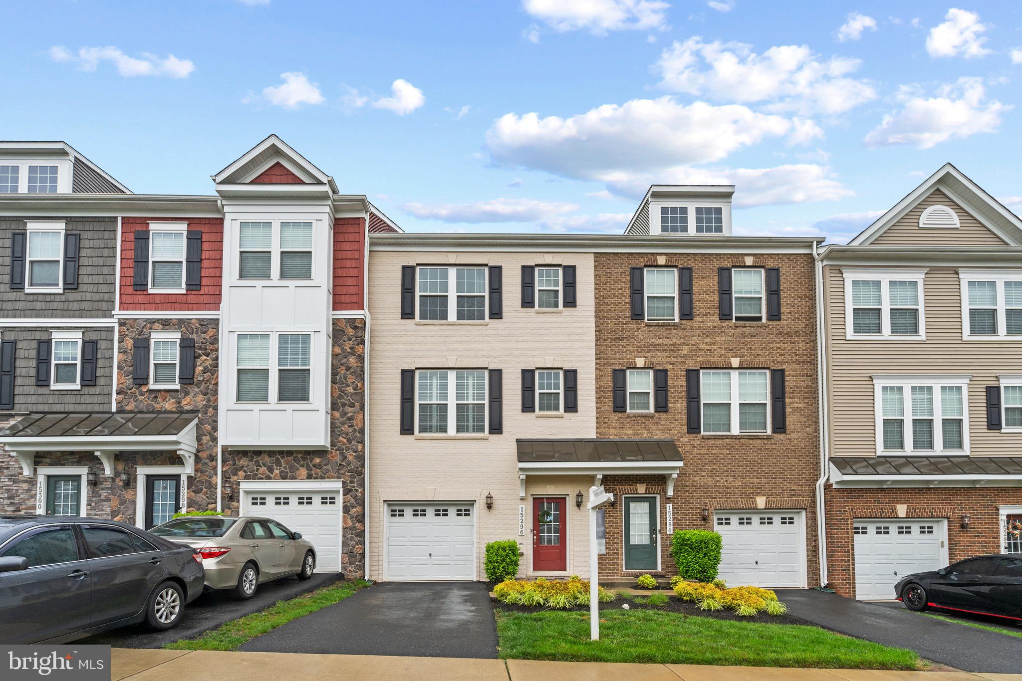 HAYMARKET CROSSING - Residential