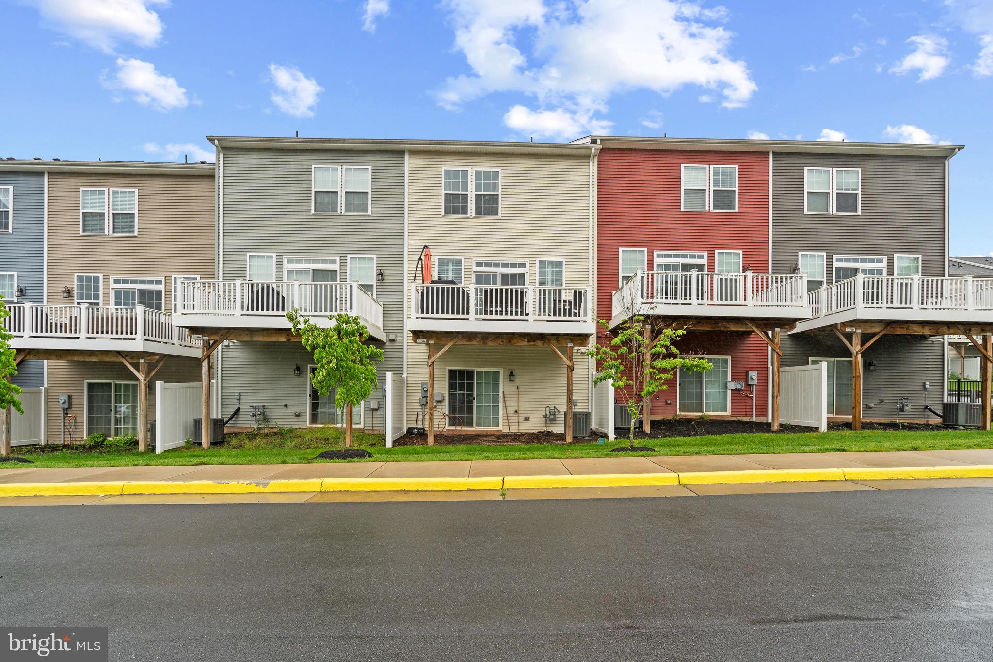 HAYMARKET CROSSING - Residential