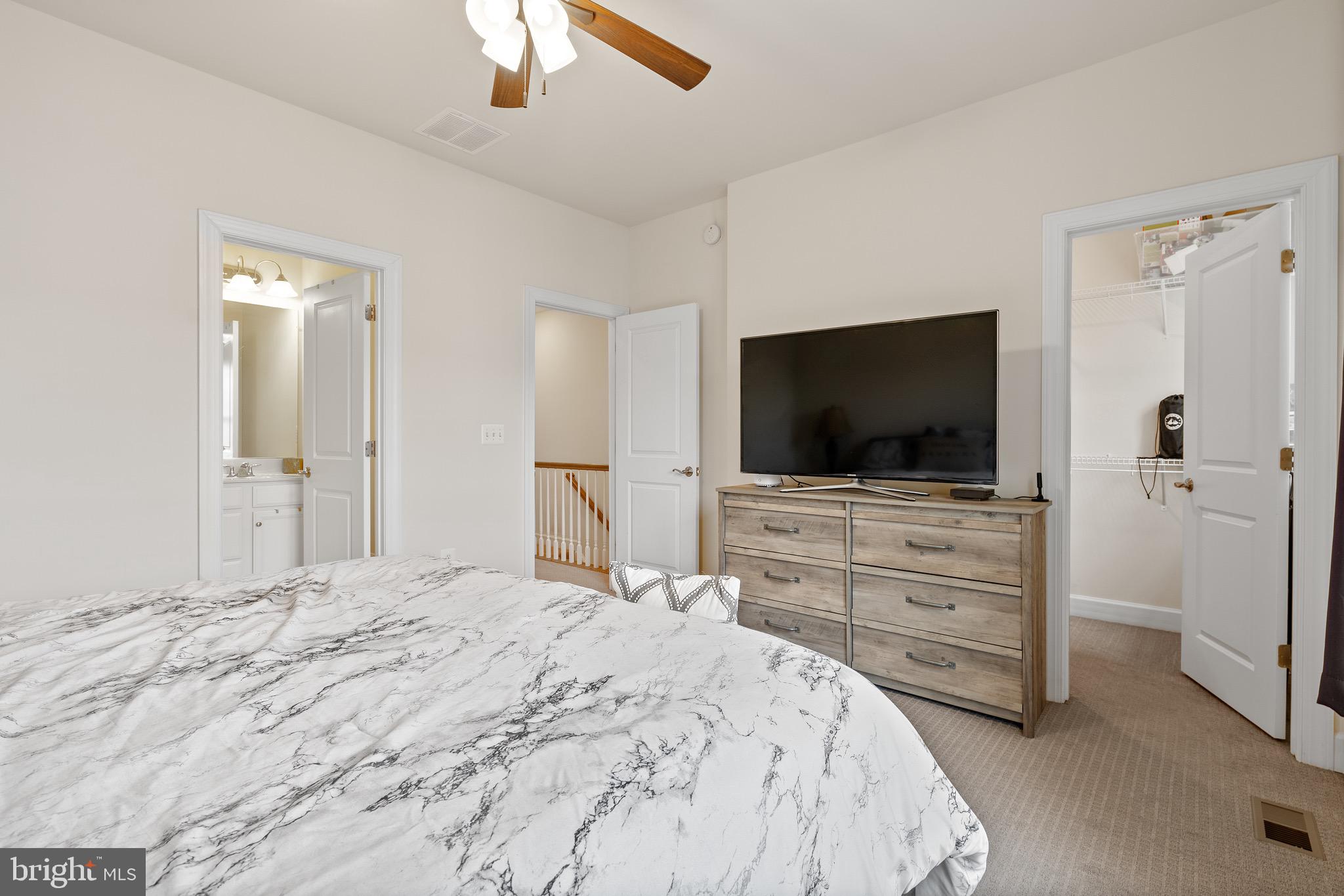 HAYMARKET CROSSING - Residential