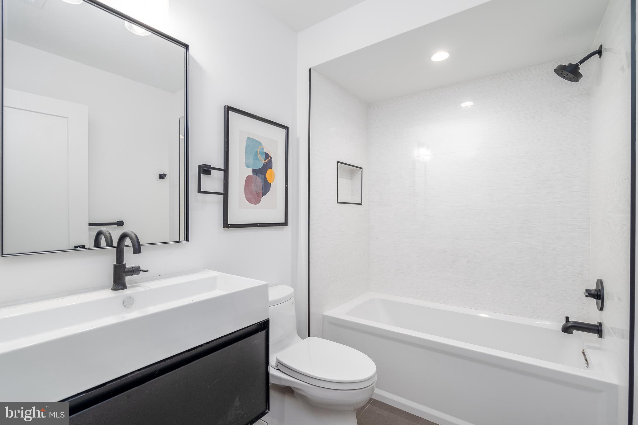 GRADUATE HOSPITAL - Residential