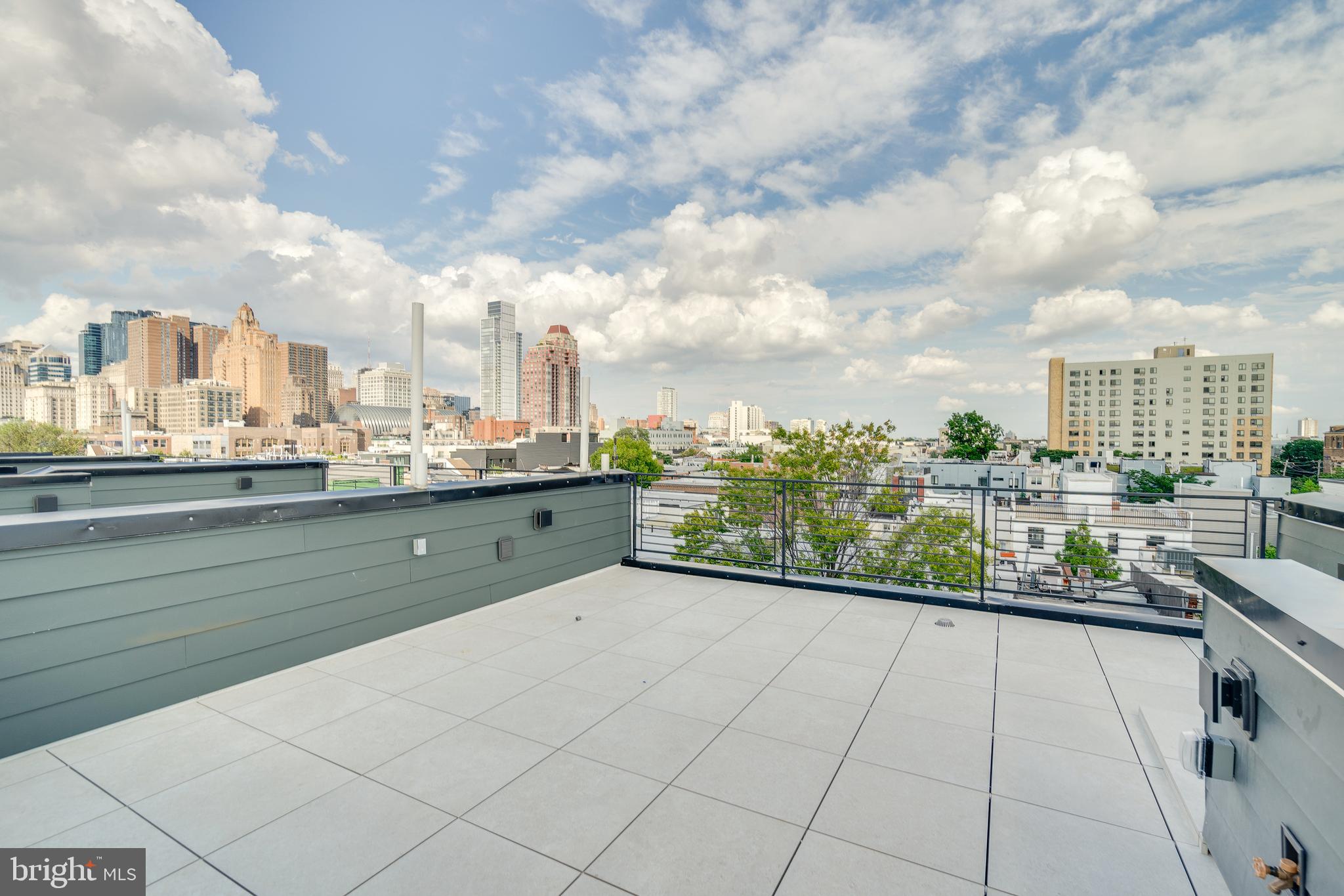 GRADUATE HOSPITAL - Residential