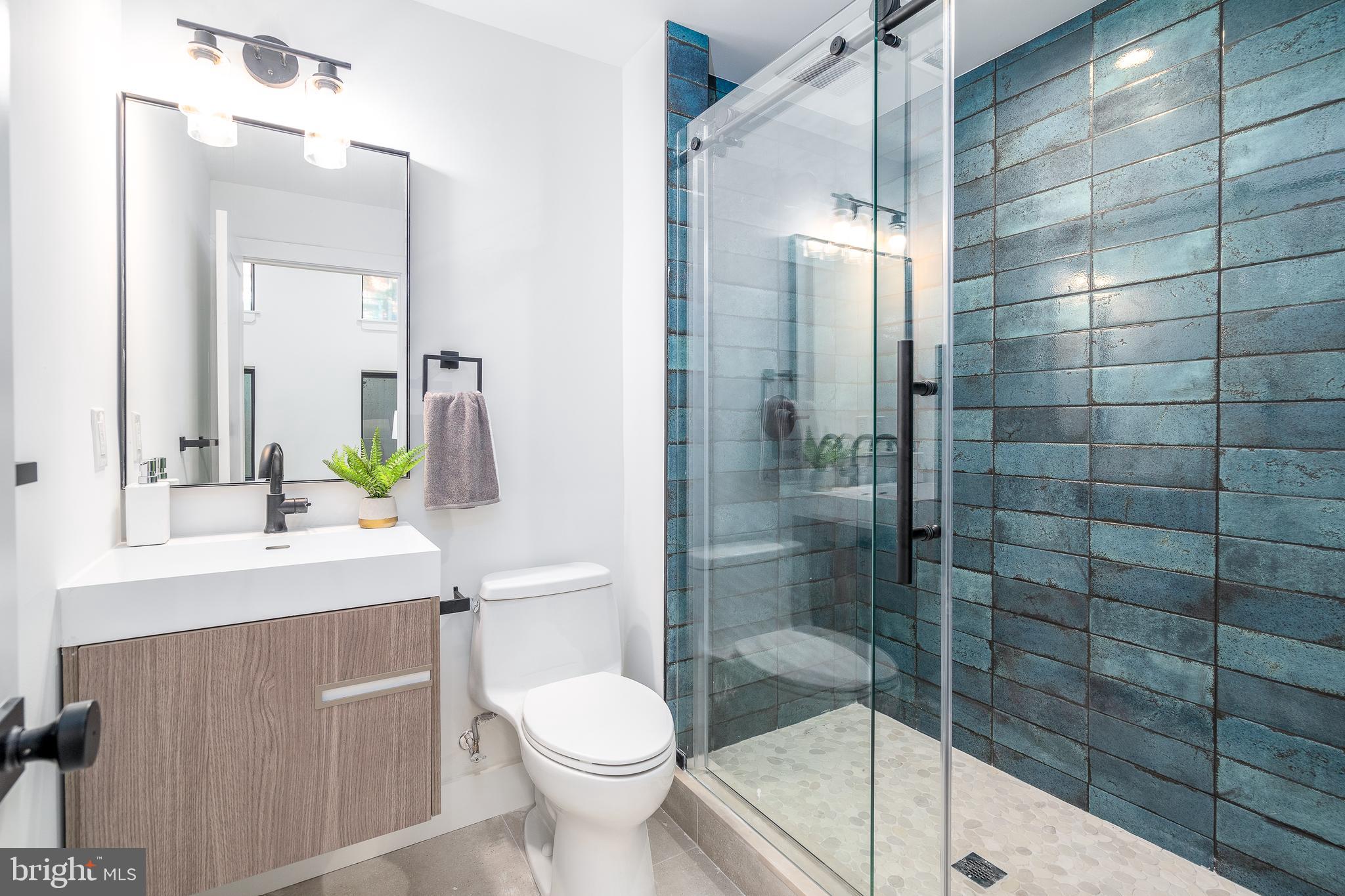 GRADUATE HOSPITAL - Residential