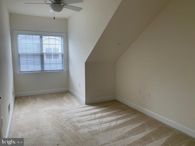 BUCKINGHAM COMMONS - Residential Lease