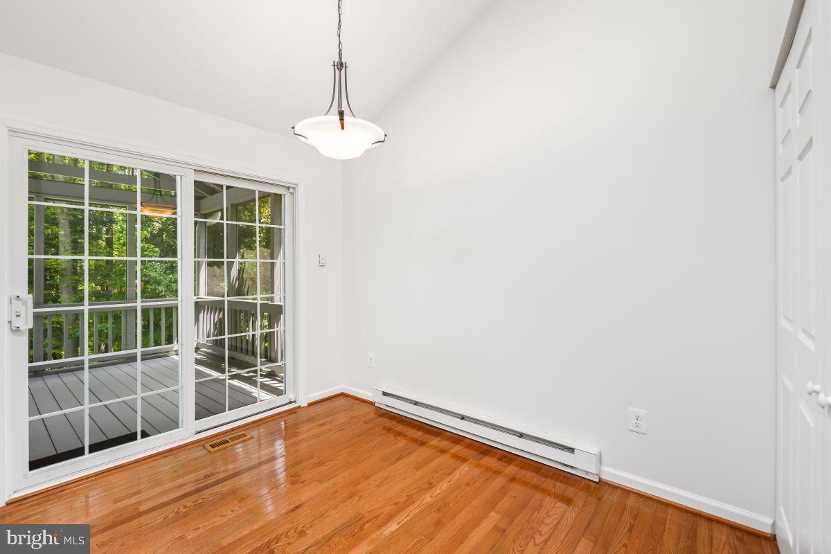 SNOWDENS MILL - Residential