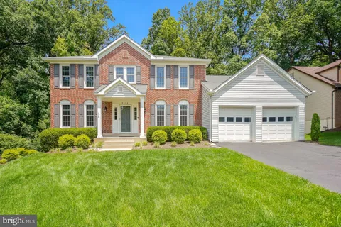 2224 Blue Valley Drive, Silver Spring, MD MLS: MDMC2181854