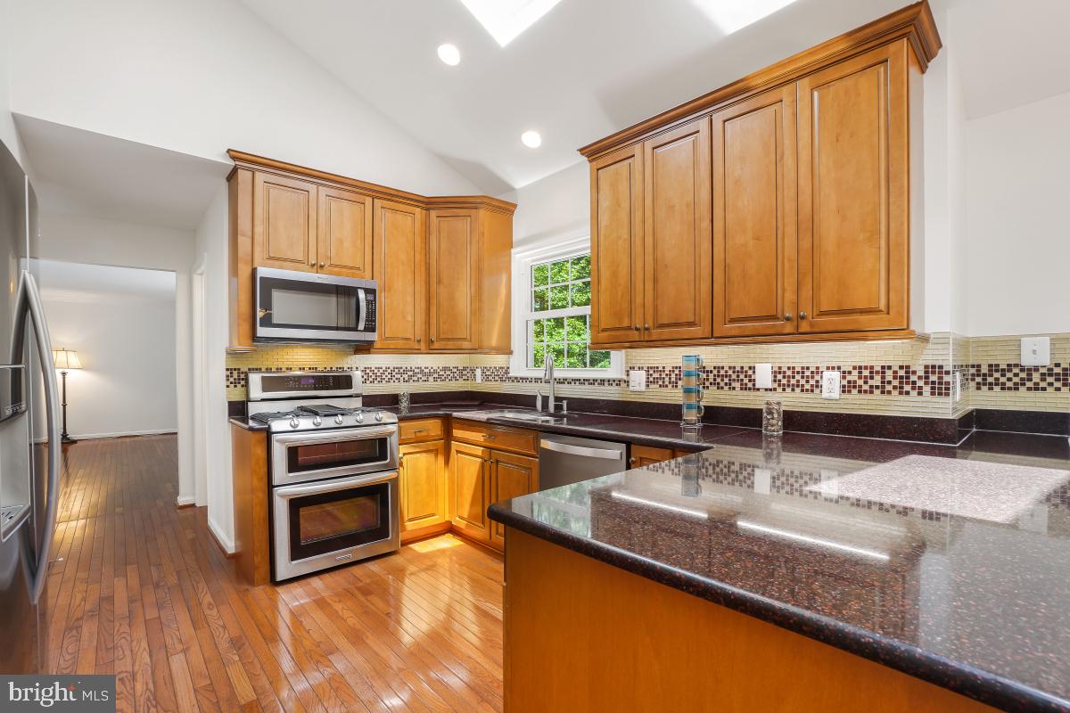 SNOWDENS MILL - Residential