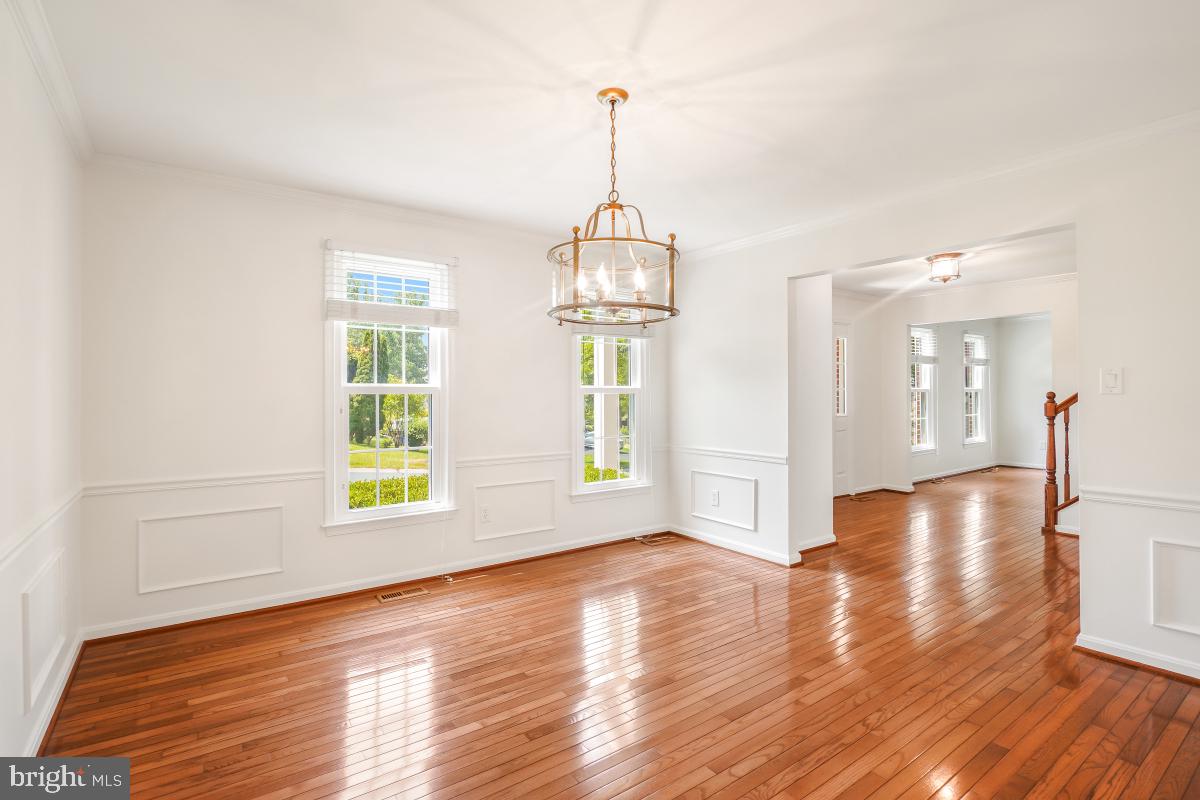 SNOWDENS MILL - Residential