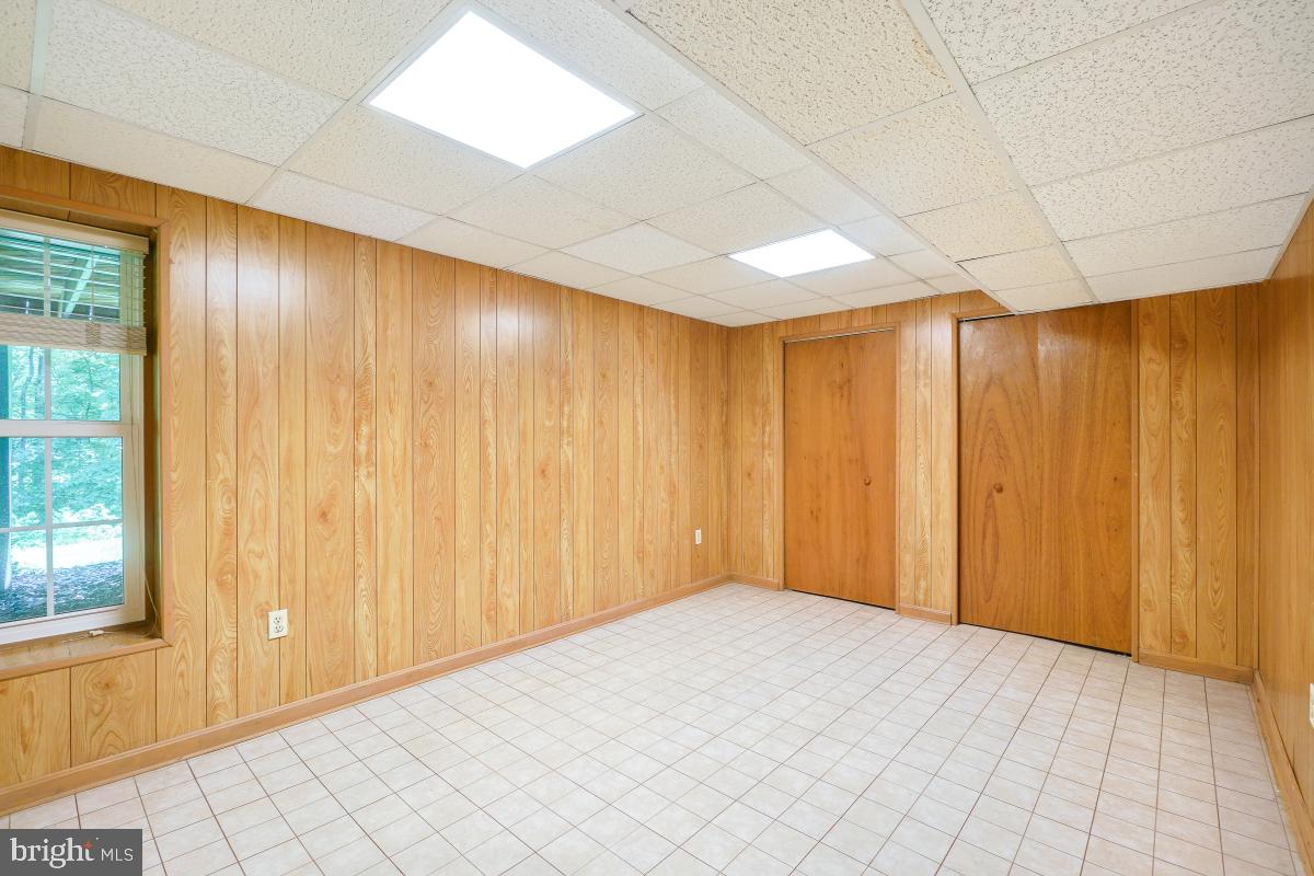 SNOWDENS MILL - Residential