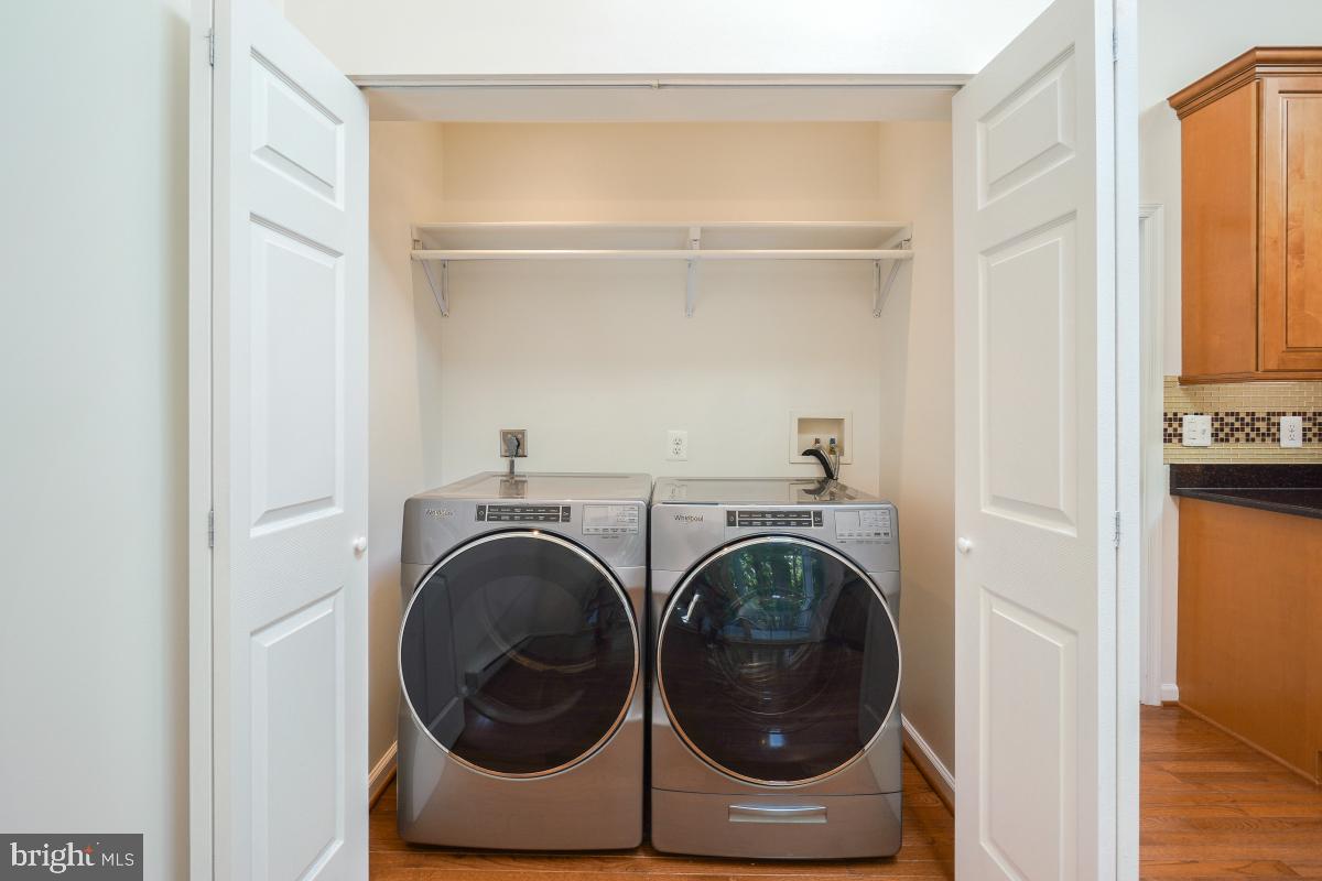 SNOWDENS MILL - Residential