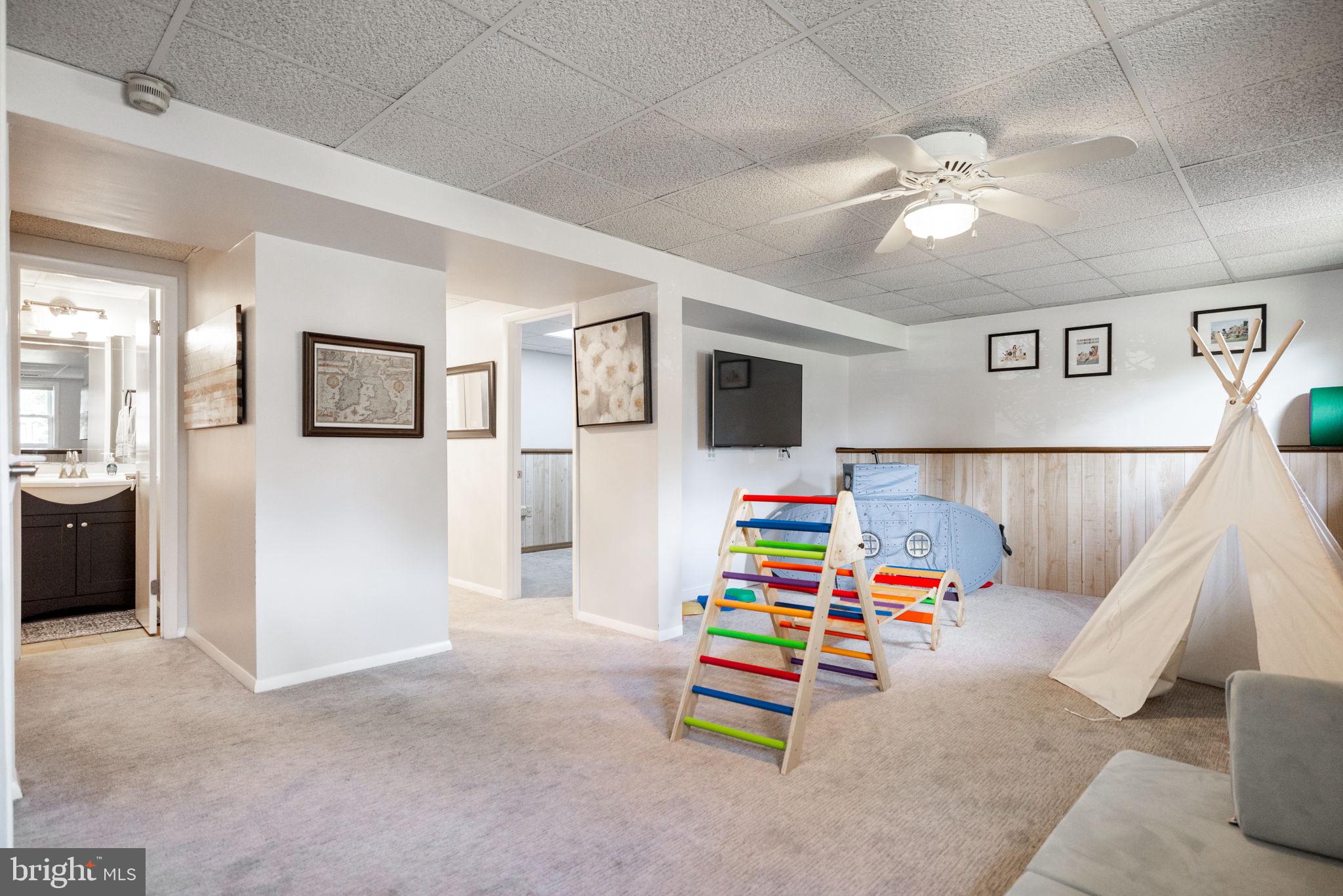 FRANKLIN MEWS - Residential