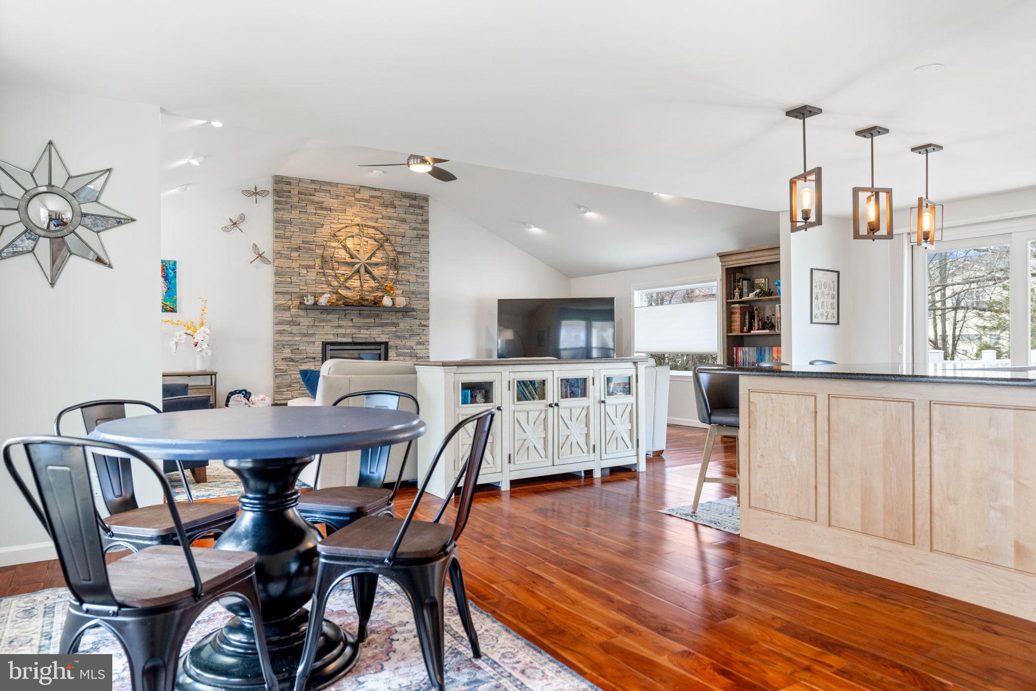 FRANKLIN MEWS - Residential