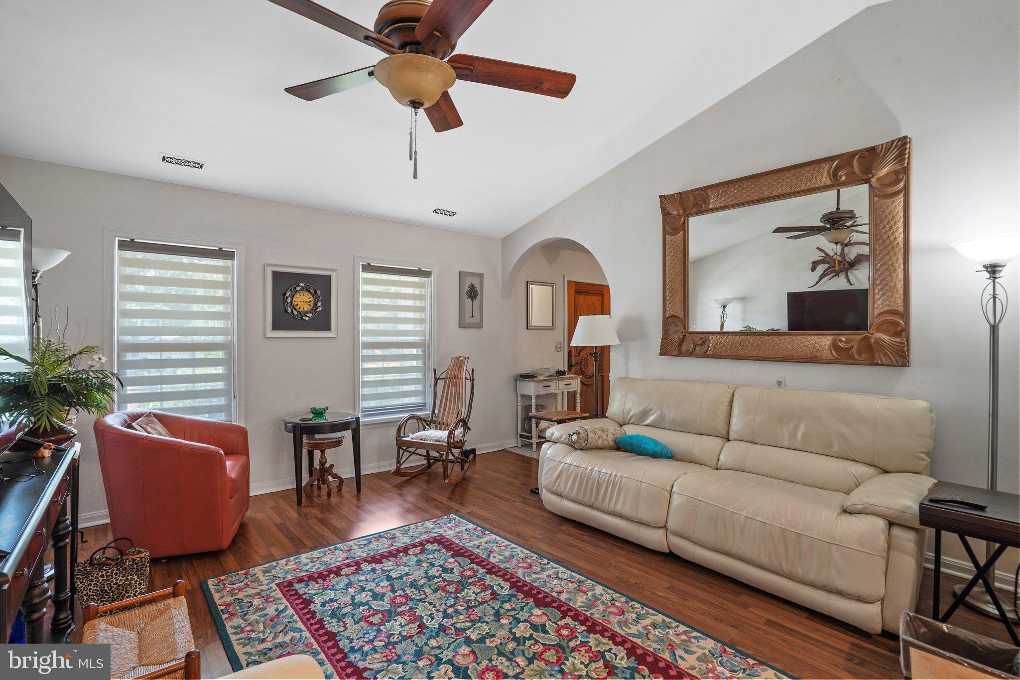 WILLIAMSBURG VILLAGE - Residential