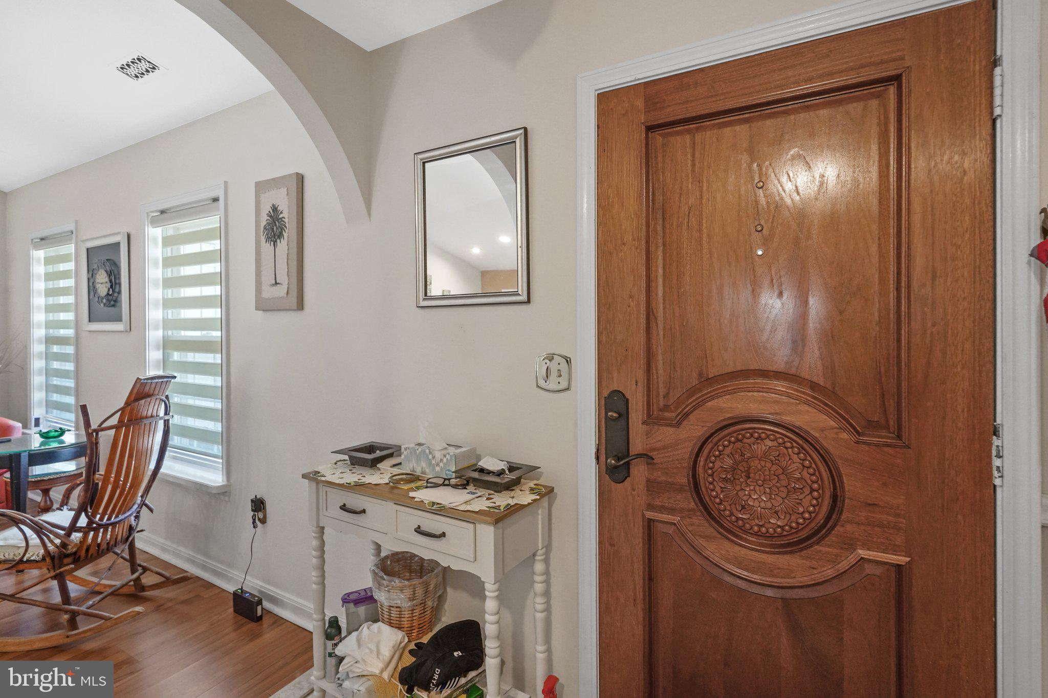 WILLIAMSBURG VILLAGE - Residential