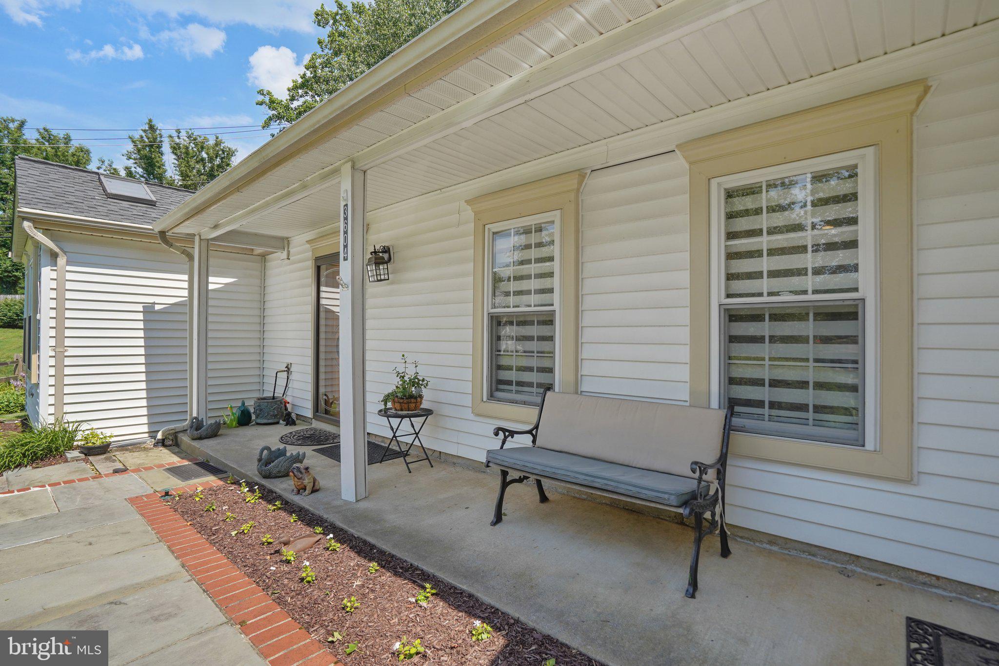 WILLIAMSBURG VILLAGE - Residential