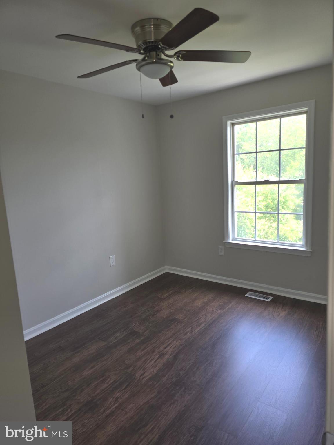 GOODLAND CROSSING - Residential Lease