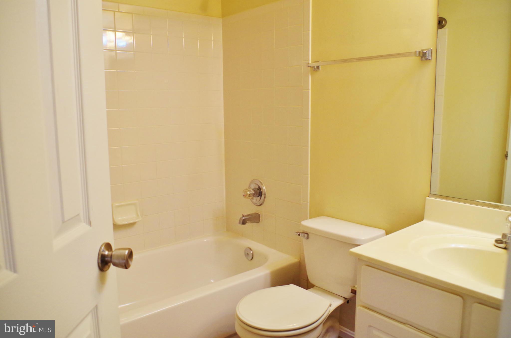 RIDGELEIGH - Residential Lease