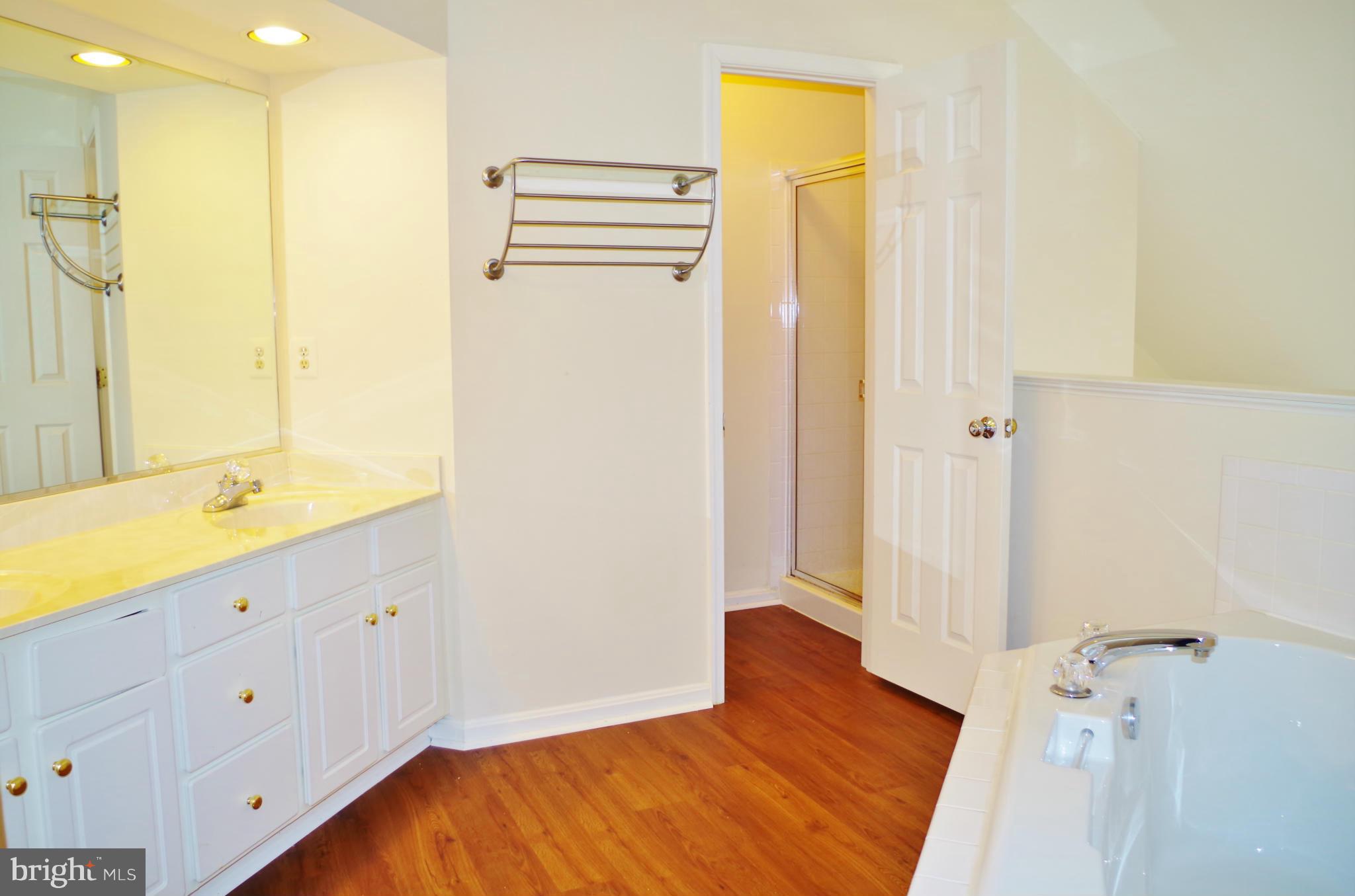 RIDGELEIGH - Residential Lease